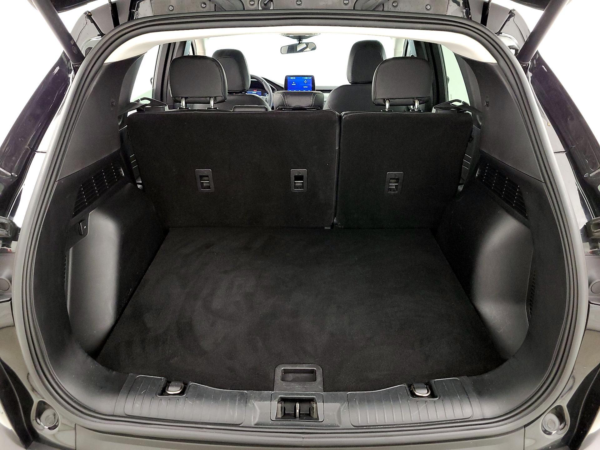 Thumbnail: 2023 Ford Escape - 20