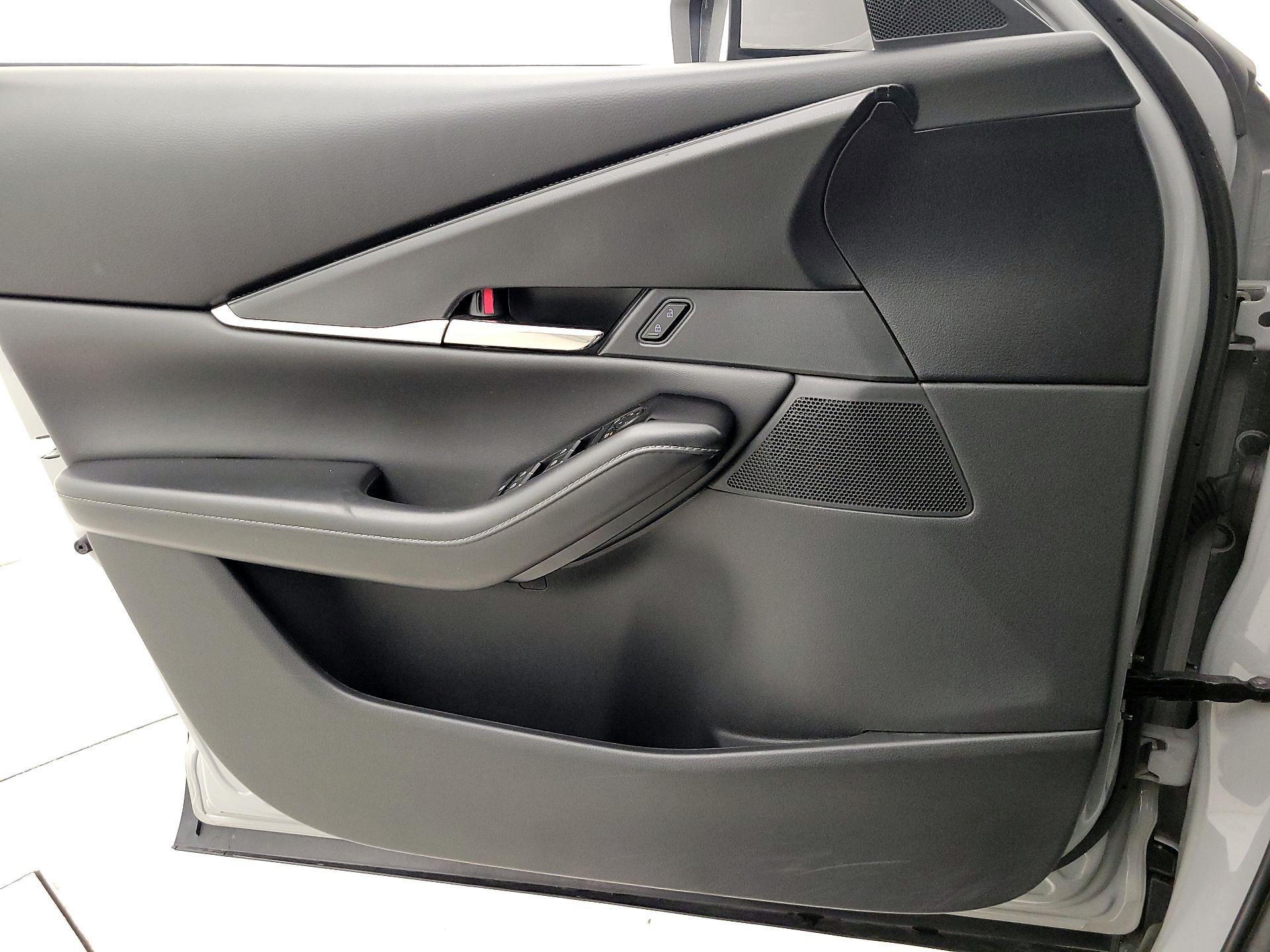 Thumbnail: 2025 Mazda CX-30 - 12