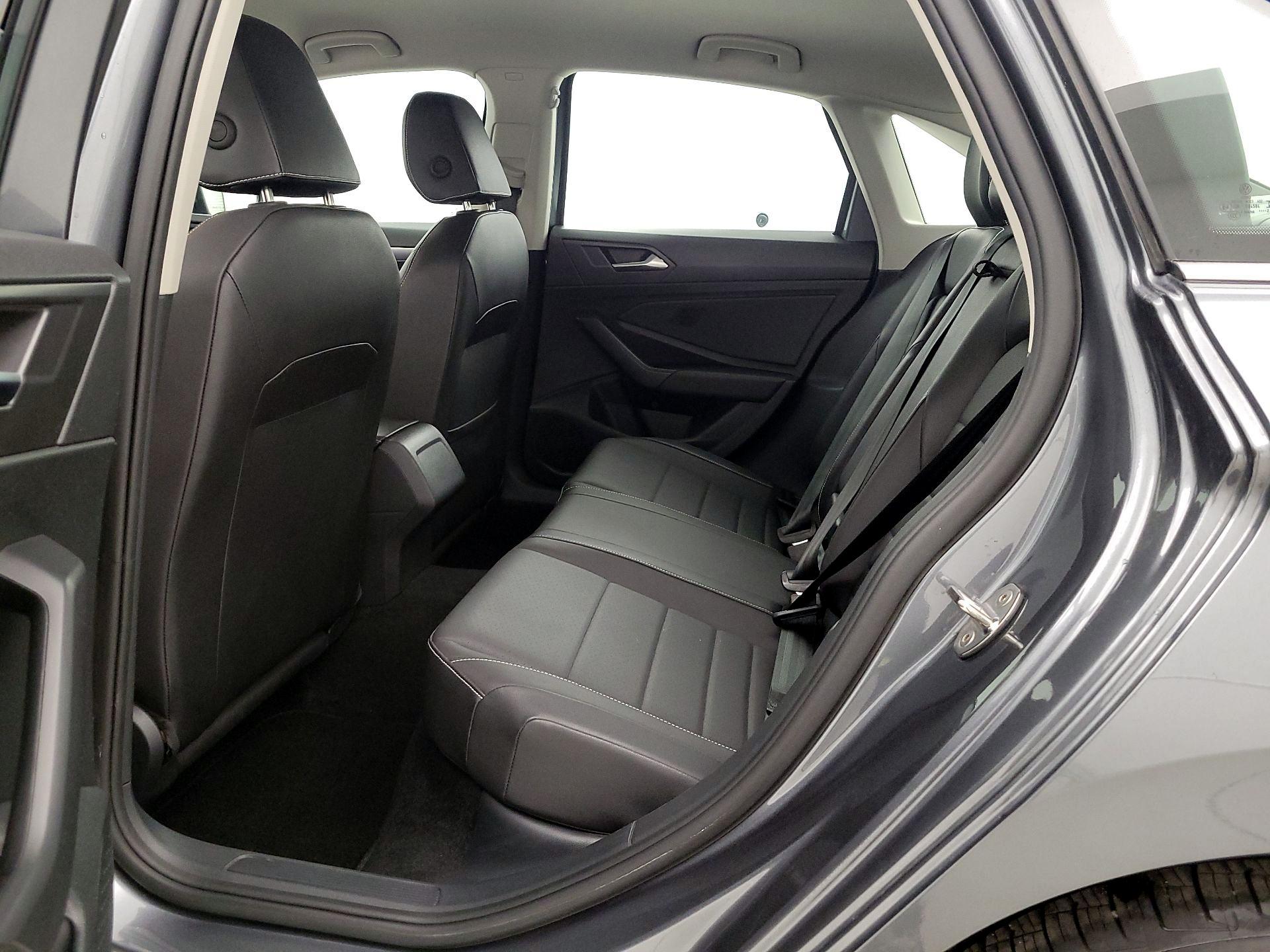 Thumbnail: 2024 Volkswagen Jetta - 19