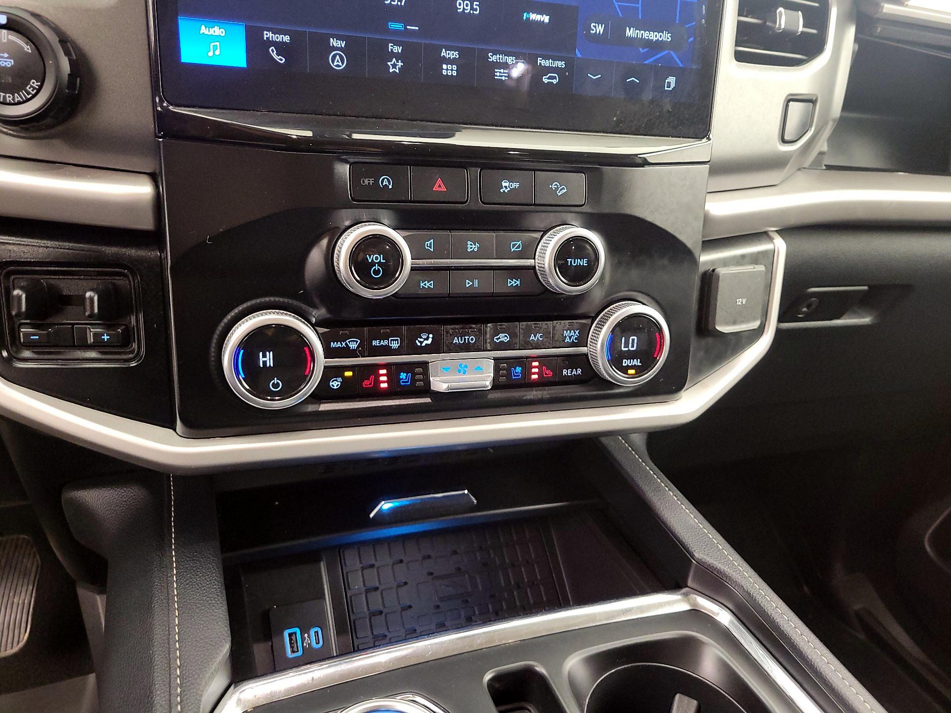 Thumbnail: 2024 Ford Expedition MAX - 17