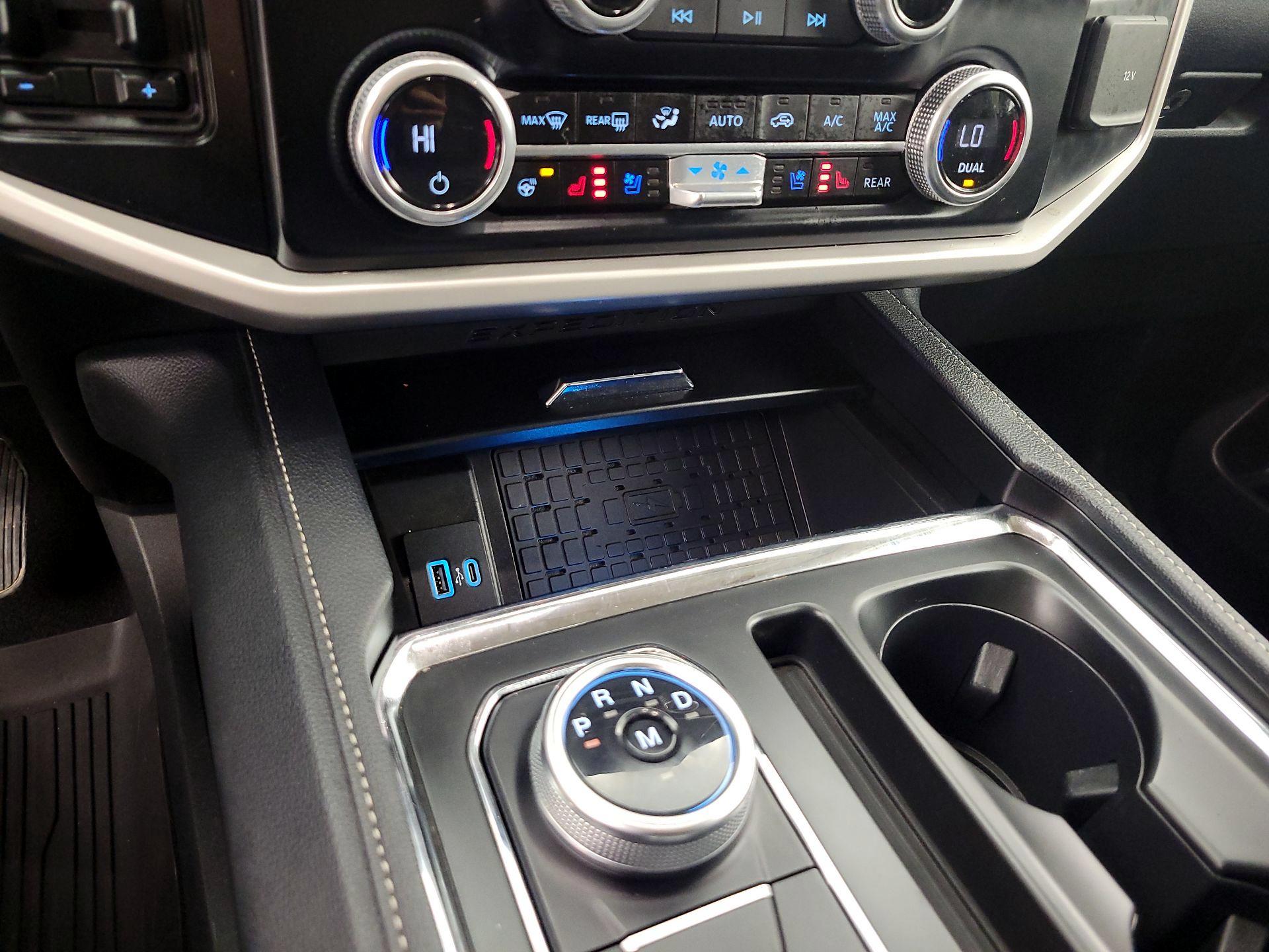 Thumbnail: 2024 Ford Expedition MAX - 19