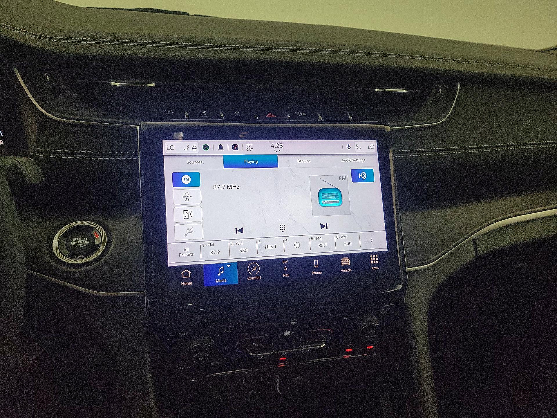 Thumbnail: 2023 Jeep Grand Cherokee - 16