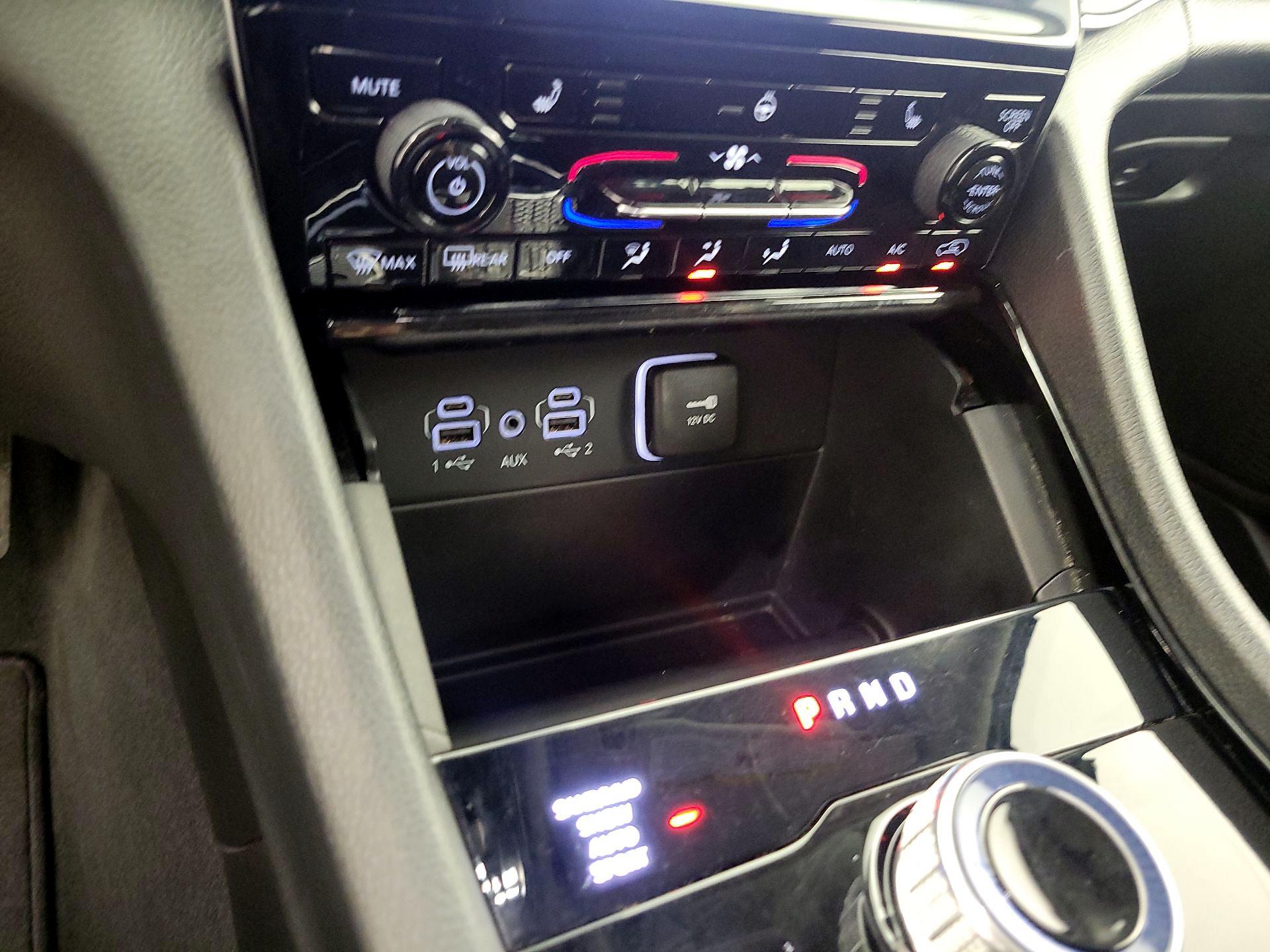 Thumbnail: 2023 Jeep Grand Cherokee - 19