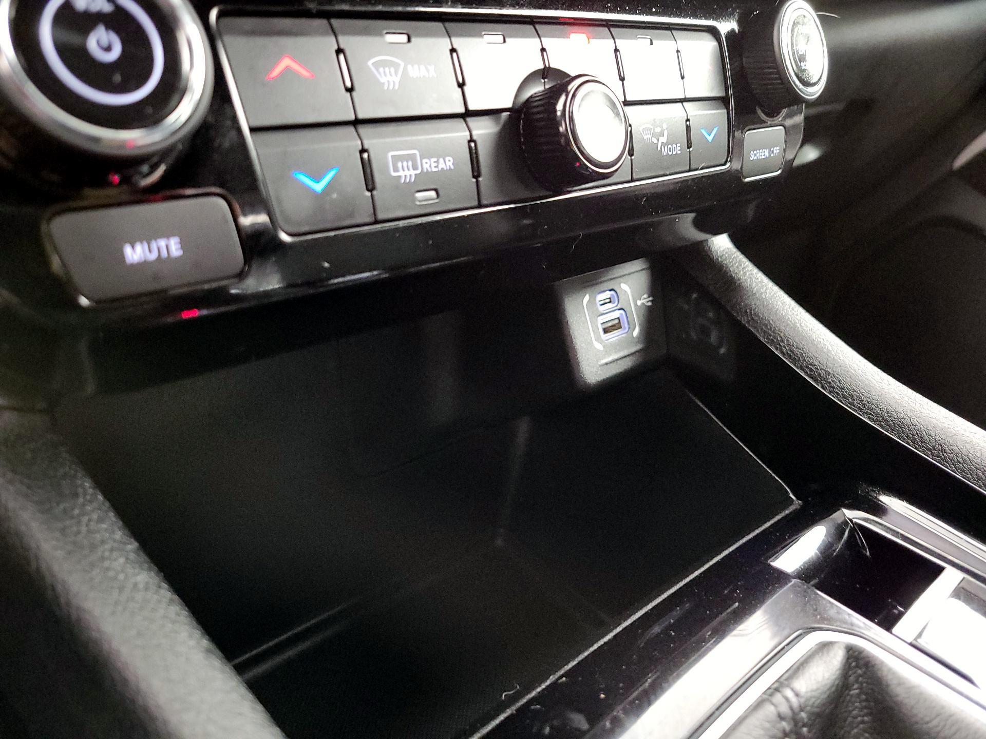 Thumbnail: 2023 Jeep Compass - 18