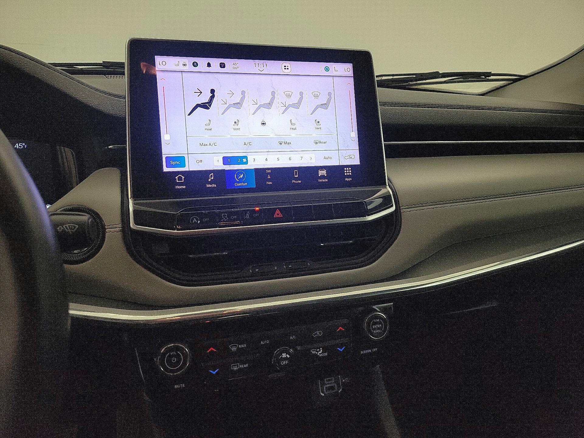 Thumbnail: 2022 Jeep Compass - 17