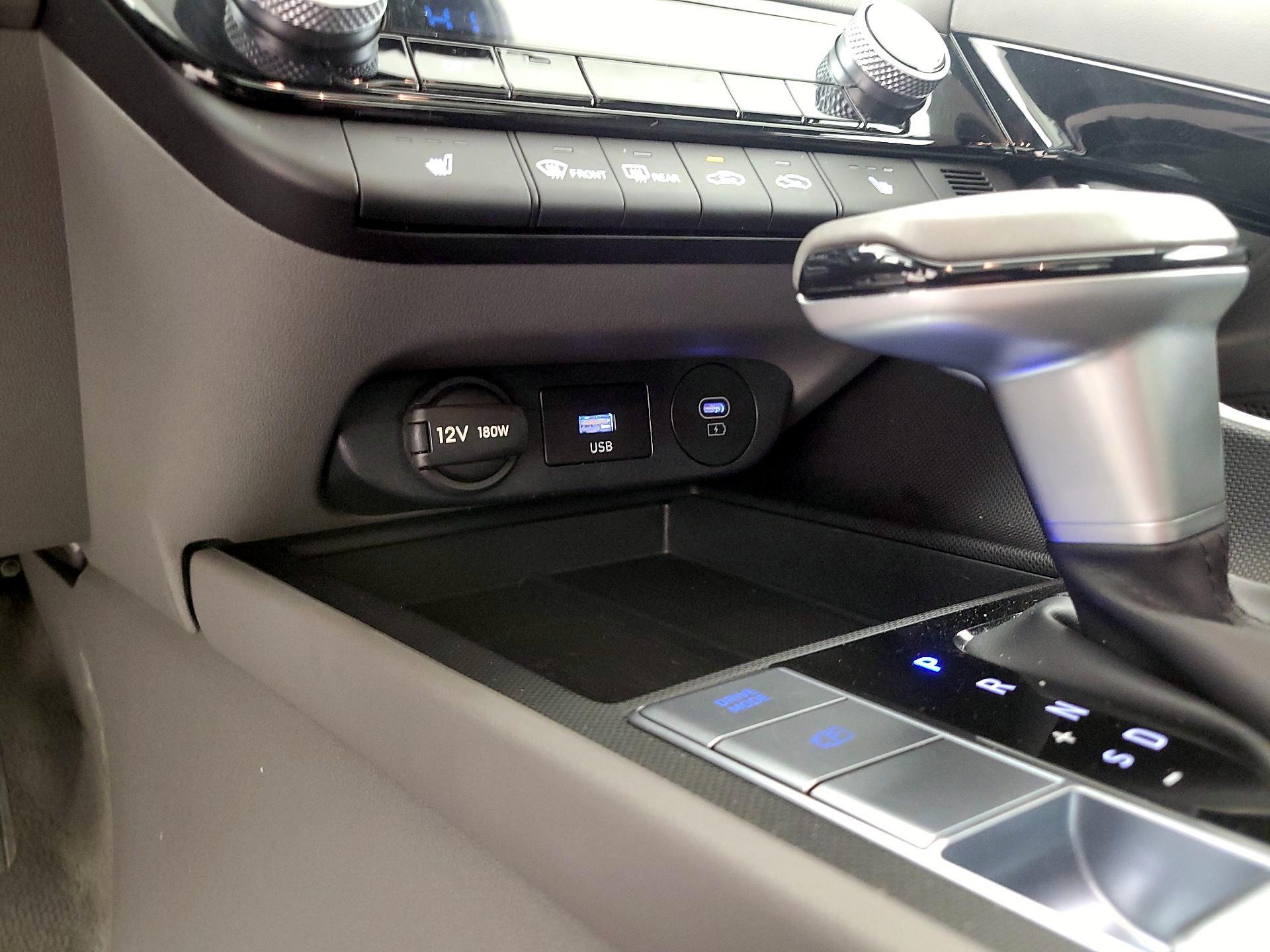 Thumbnail: 2025 Hyundai Elantra - 19