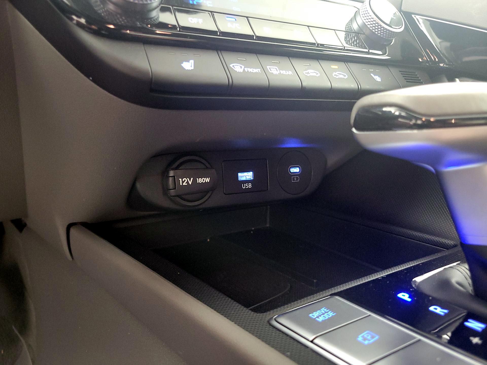 Thumbnail: 2025 Hyundai Elantra - 19