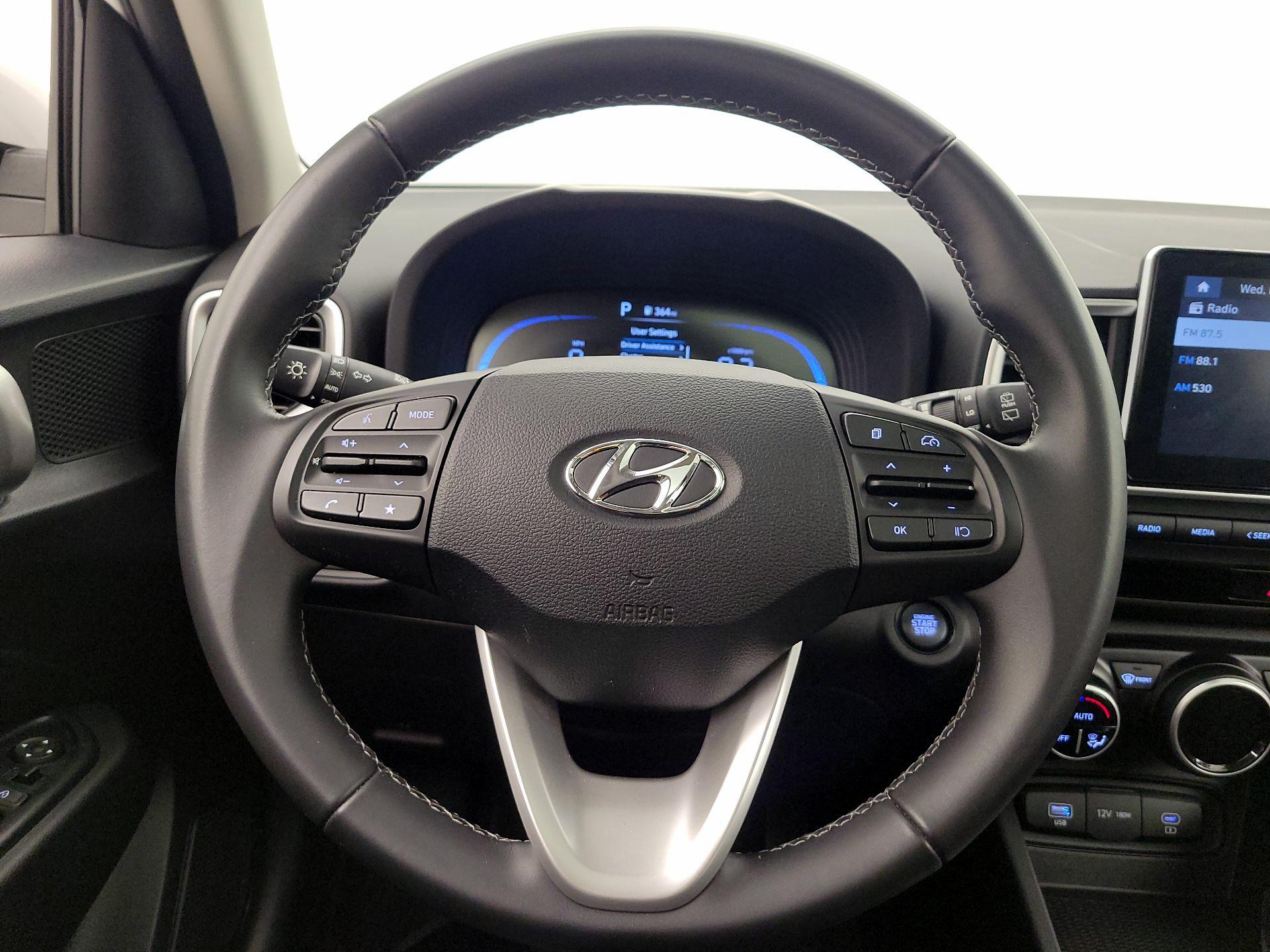 Thumbnail: 2025 Hyundai Venue - 10