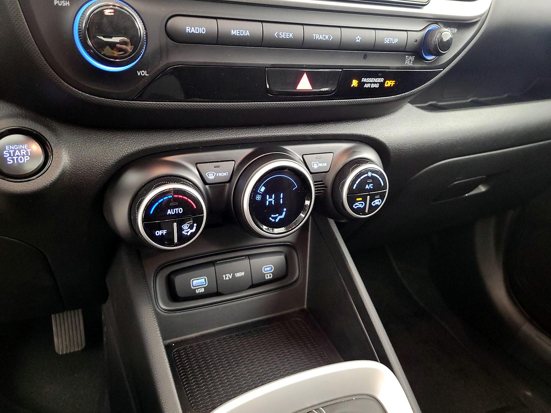 Thumbnail: 2025 Hyundai Venue - 16