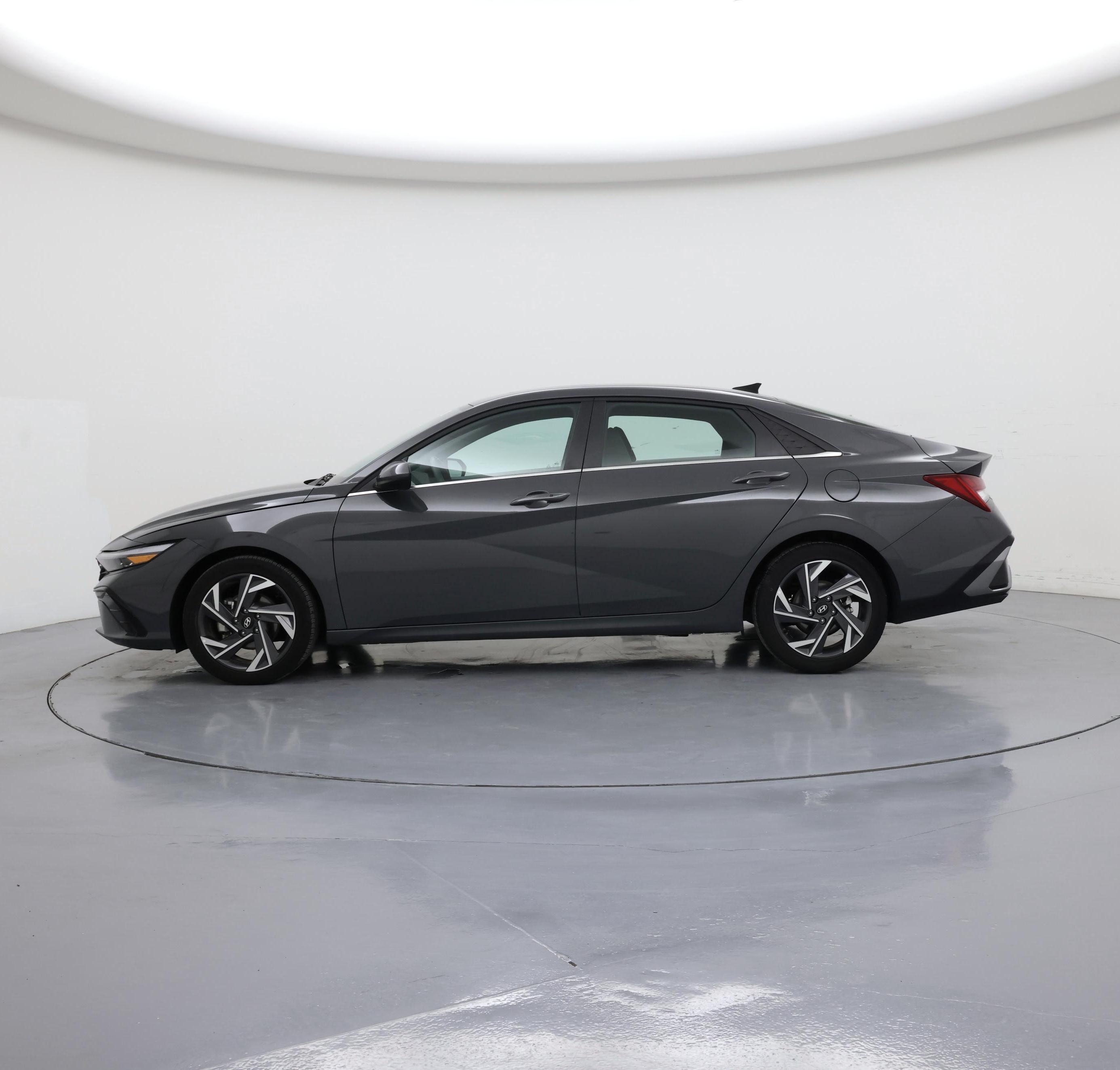 Thumbnail: 2025 Hyundai Elantra - 3