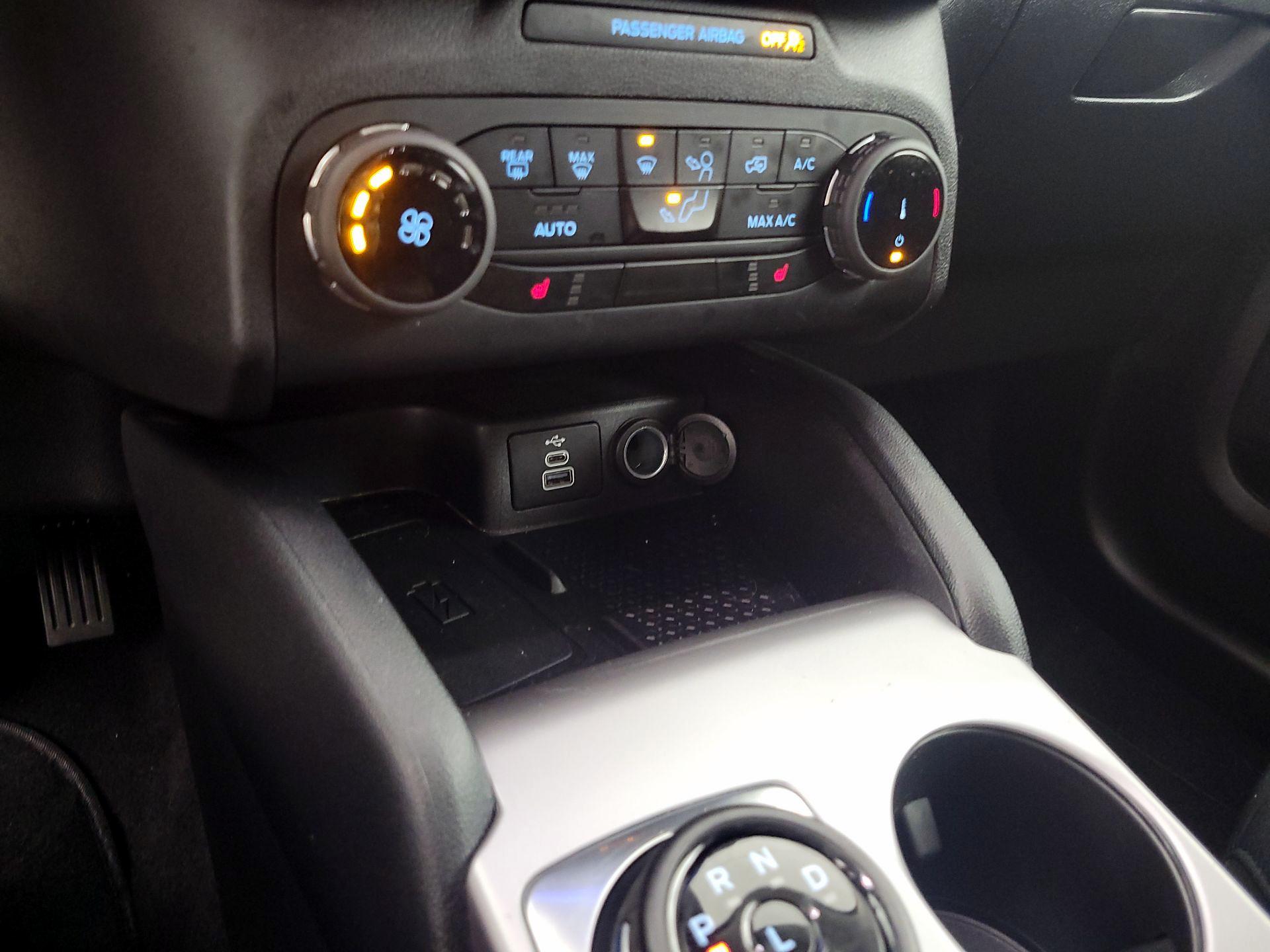 Thumbnail: 2024 Ford Bronco Sport - 18