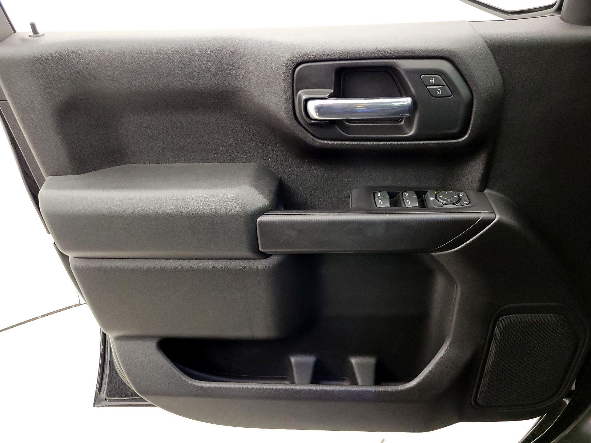 Thumbnail: 2020 Chevrolet Silverado 1500 - 12