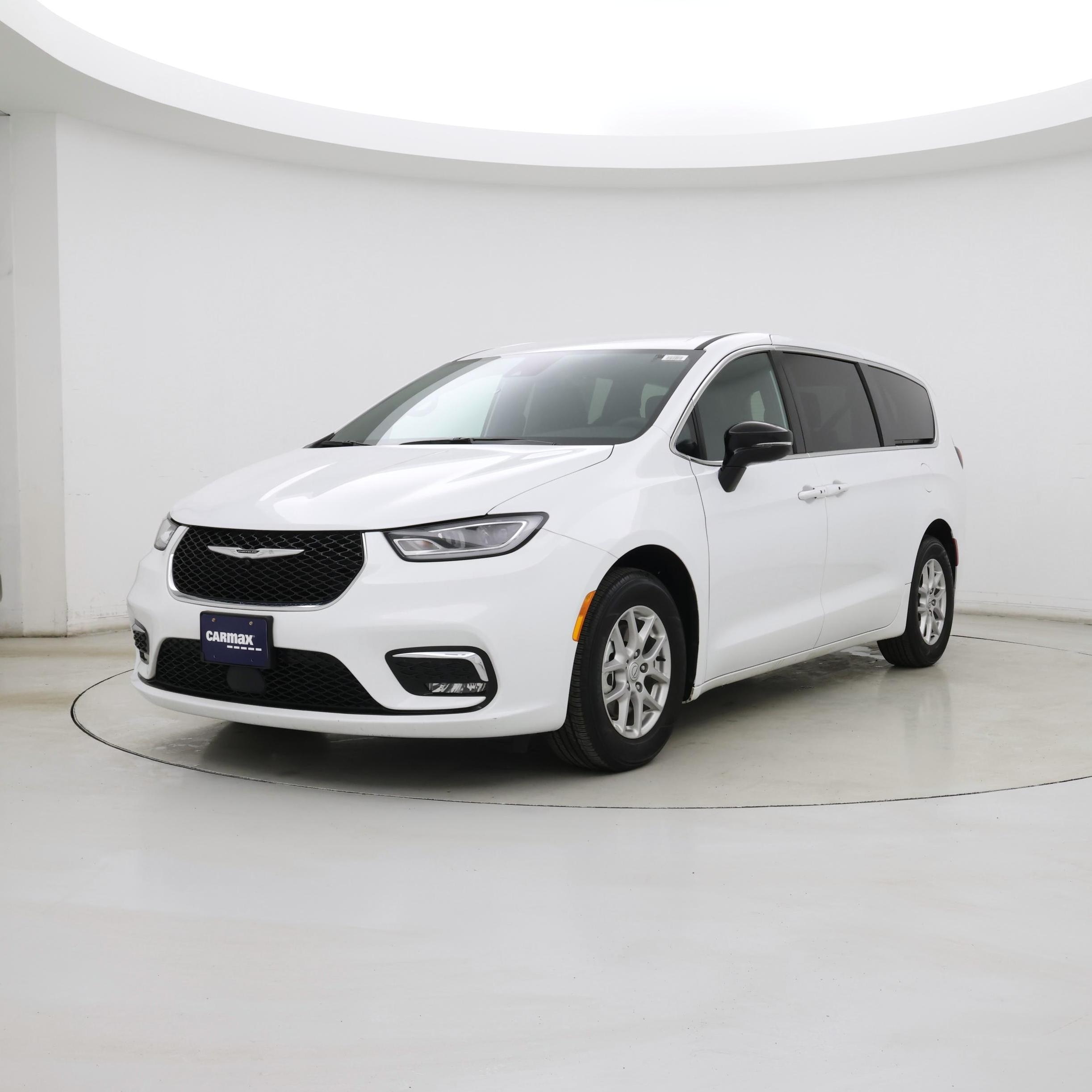 Thumbnail: 2025 Chrysler Pacifica - 4