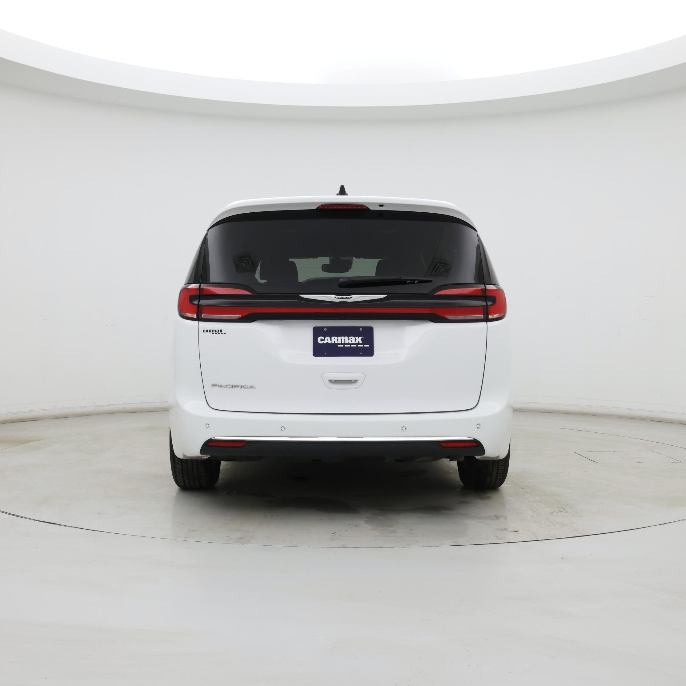Thumbnail: 2025 Chrysler Pacifica - 6