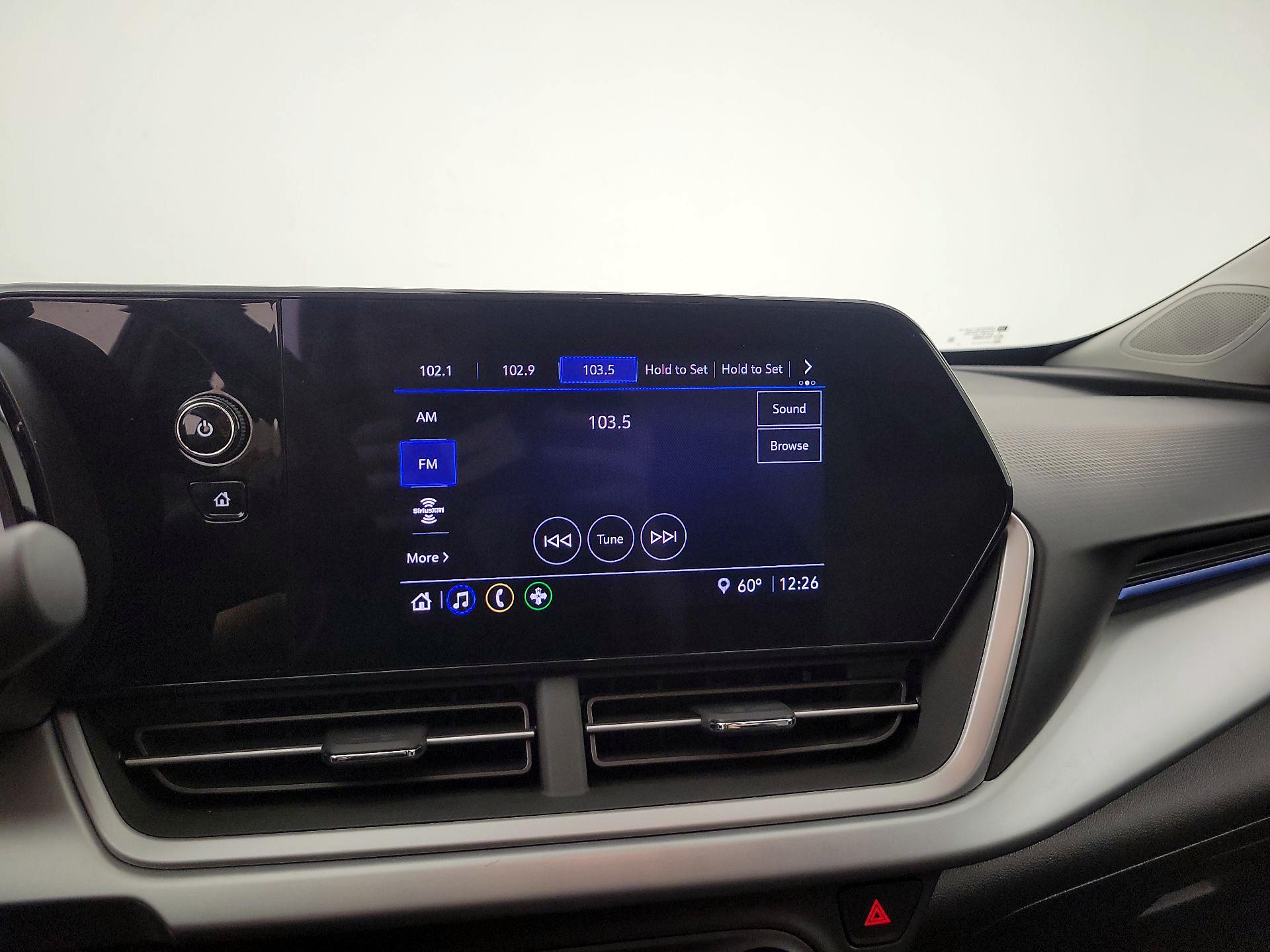 Thumbnail: 2024 Chevrolet Trax - 16