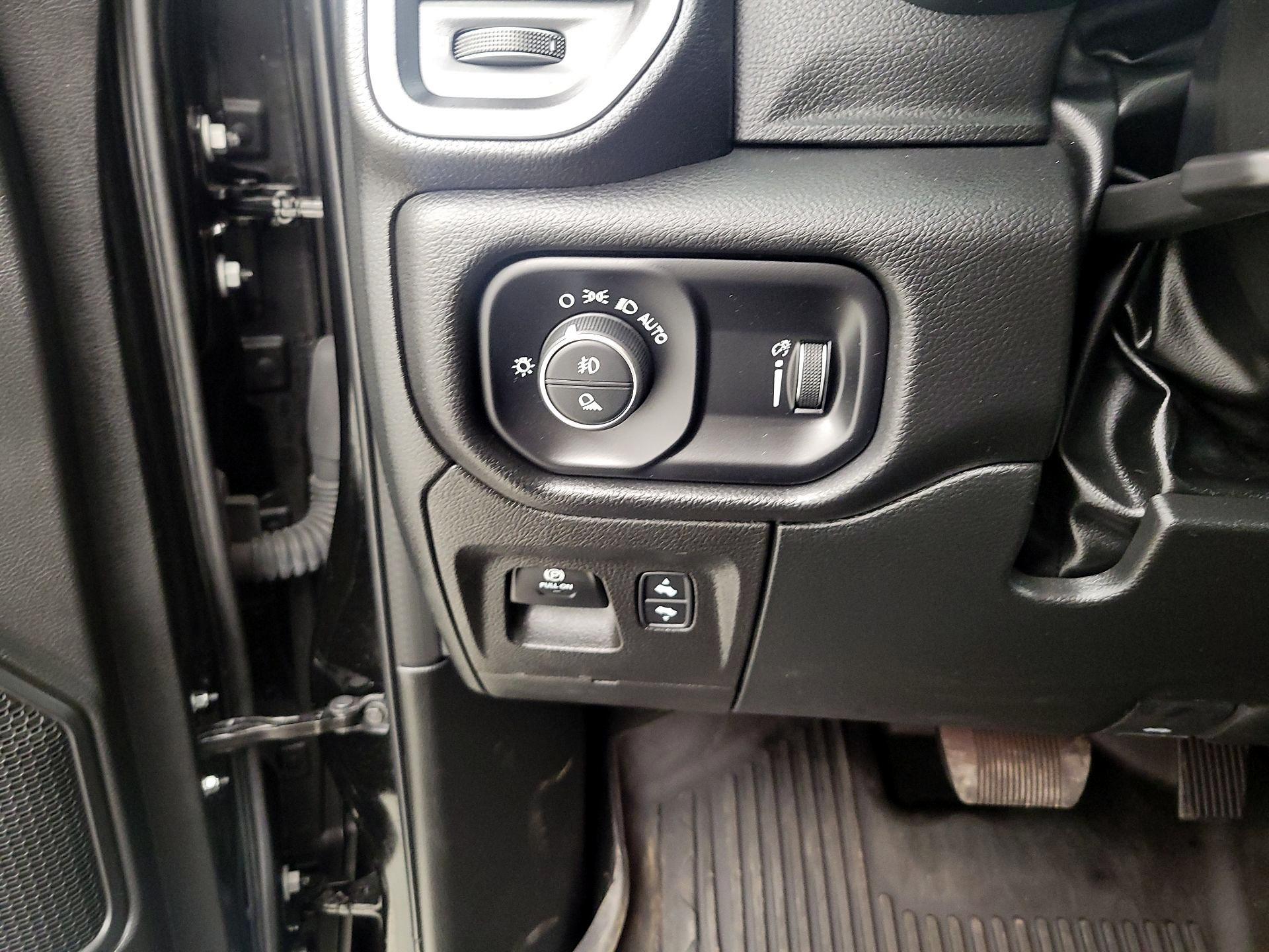 Thumbnail: 2022 RAM 1500 - 13