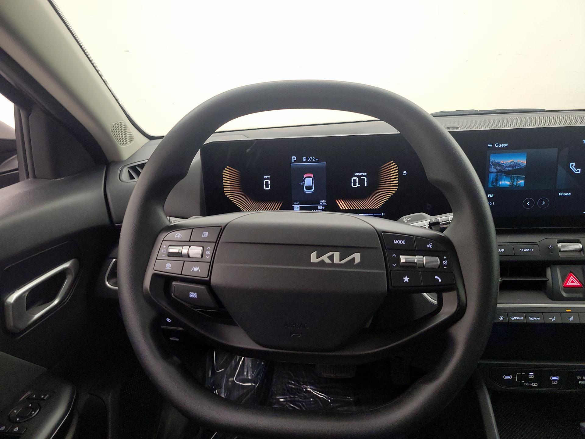 Thumbnail: 2025 Kia K4 - 10