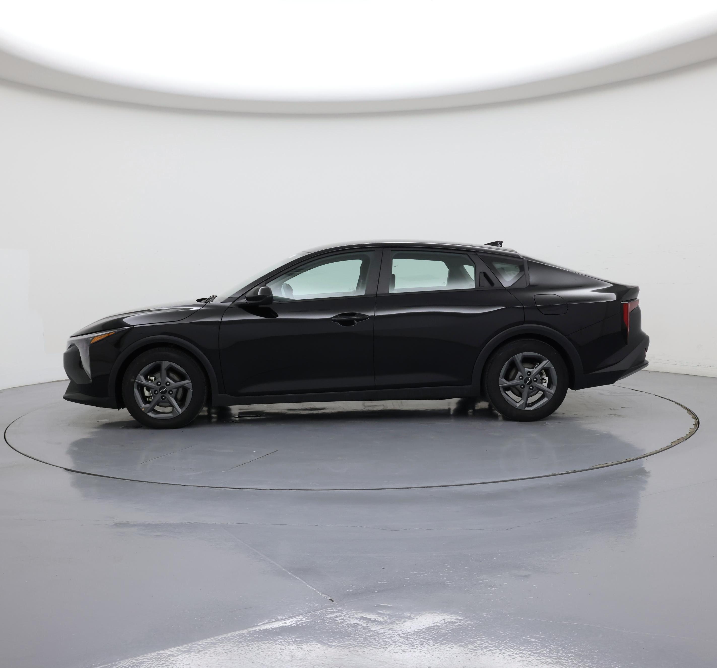 Thumbnail: 2025 Kia K4 - 3