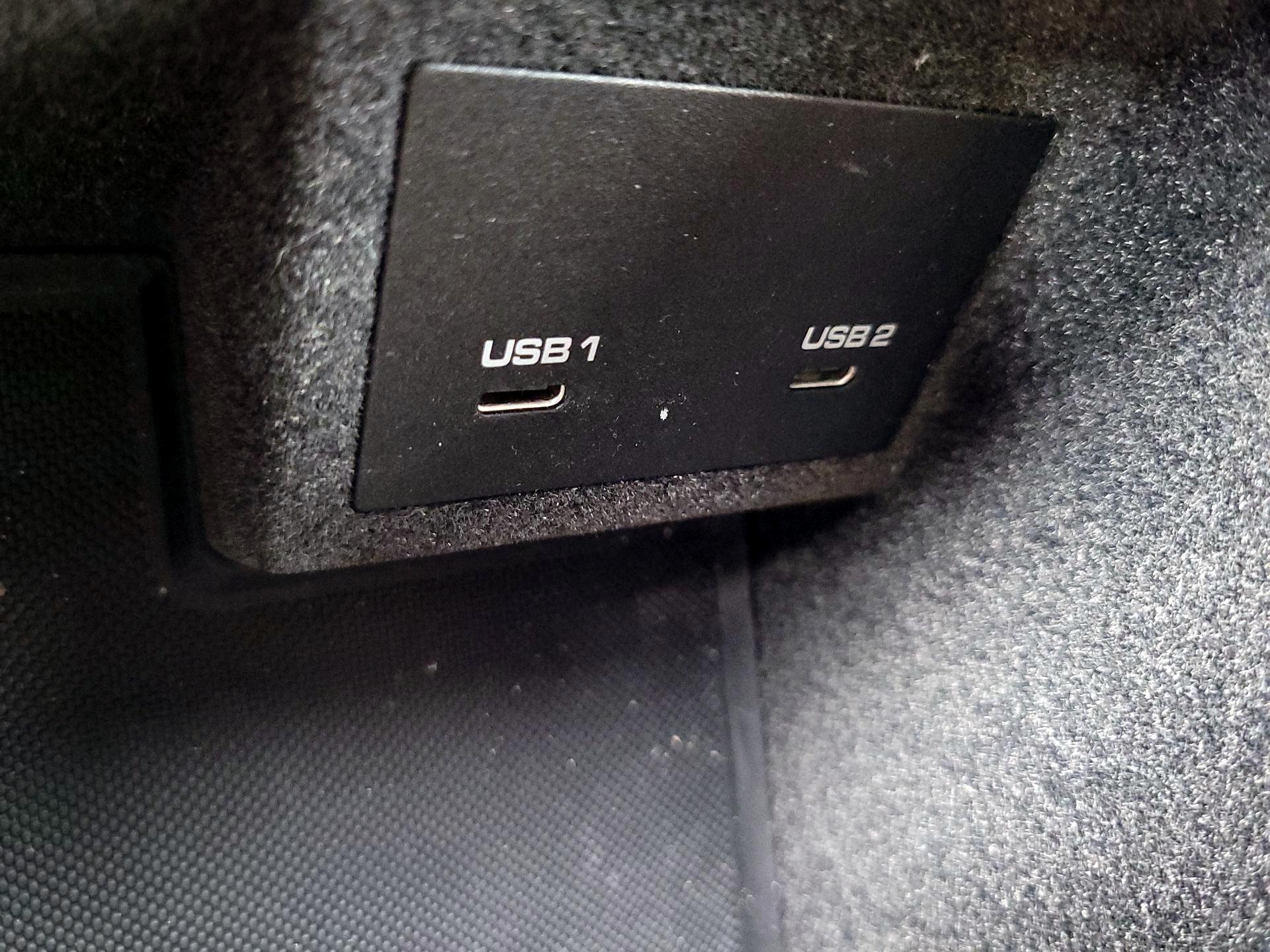 Thumbnail: 2022 Porsche Macan - 19