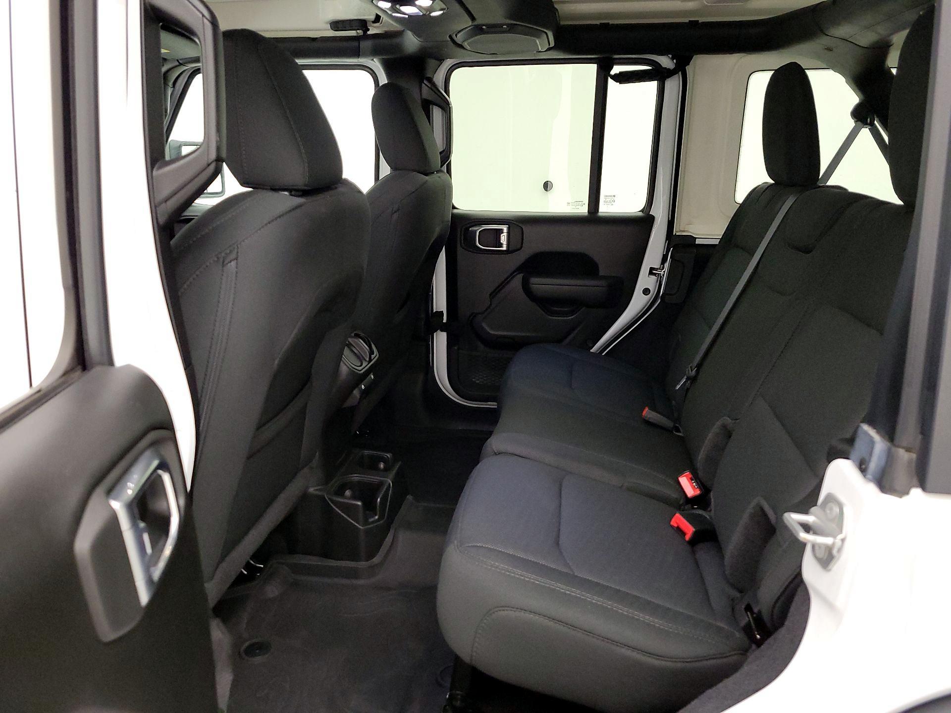 Thumbnail: 2022 Jeep Wrangler - 19