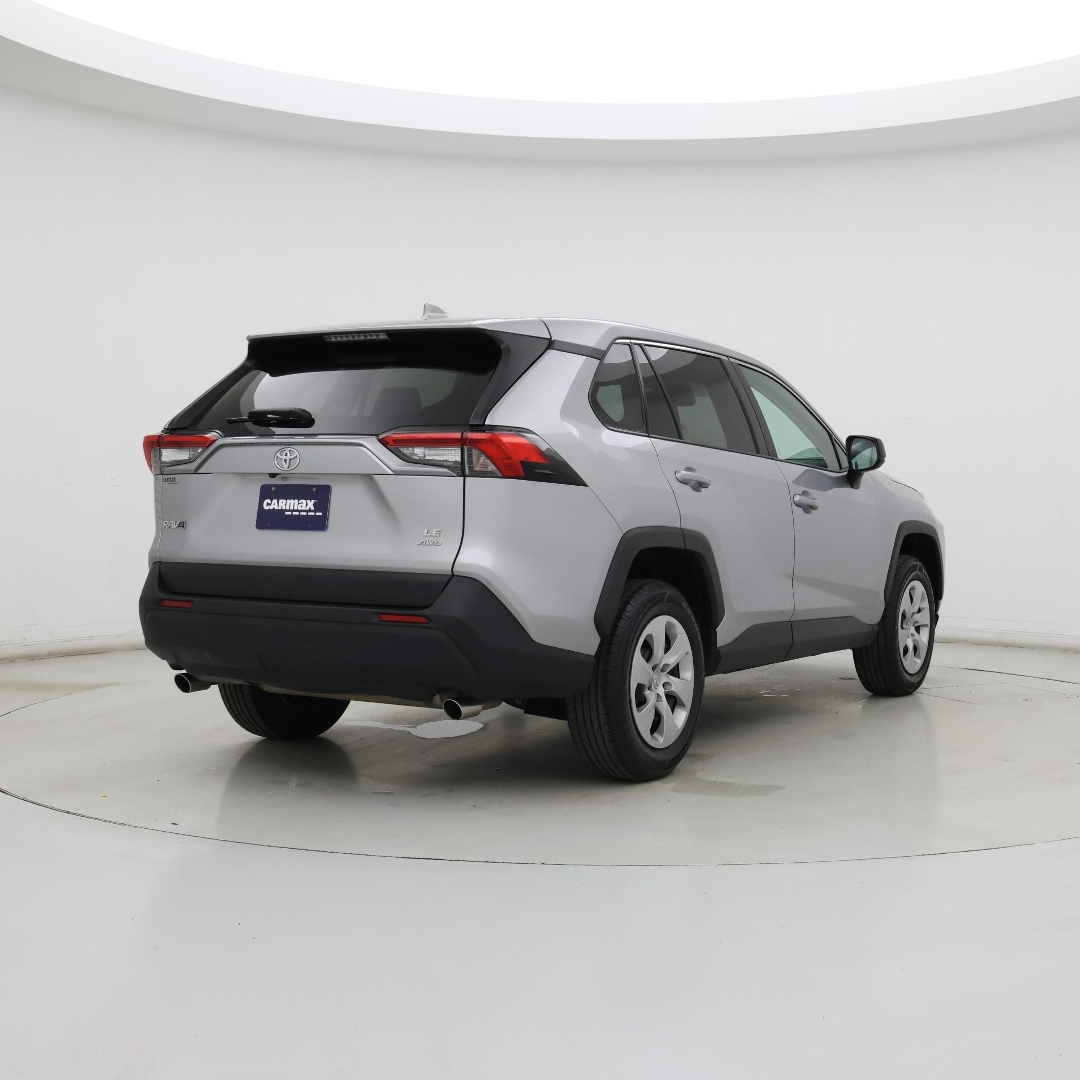 Thumbnail: 2024 Toyota RAV4 - 8