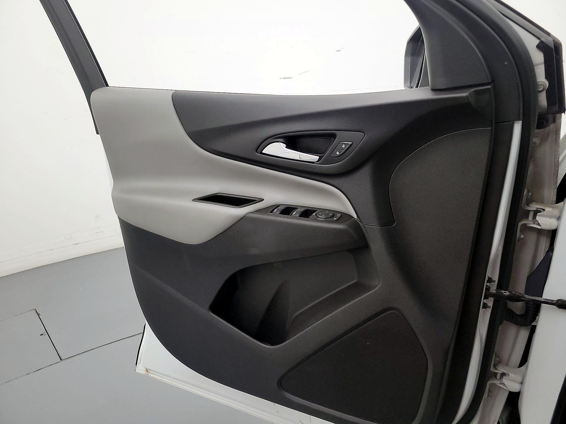 Thumbnail: 2020 Chevrolet Equinox - 12