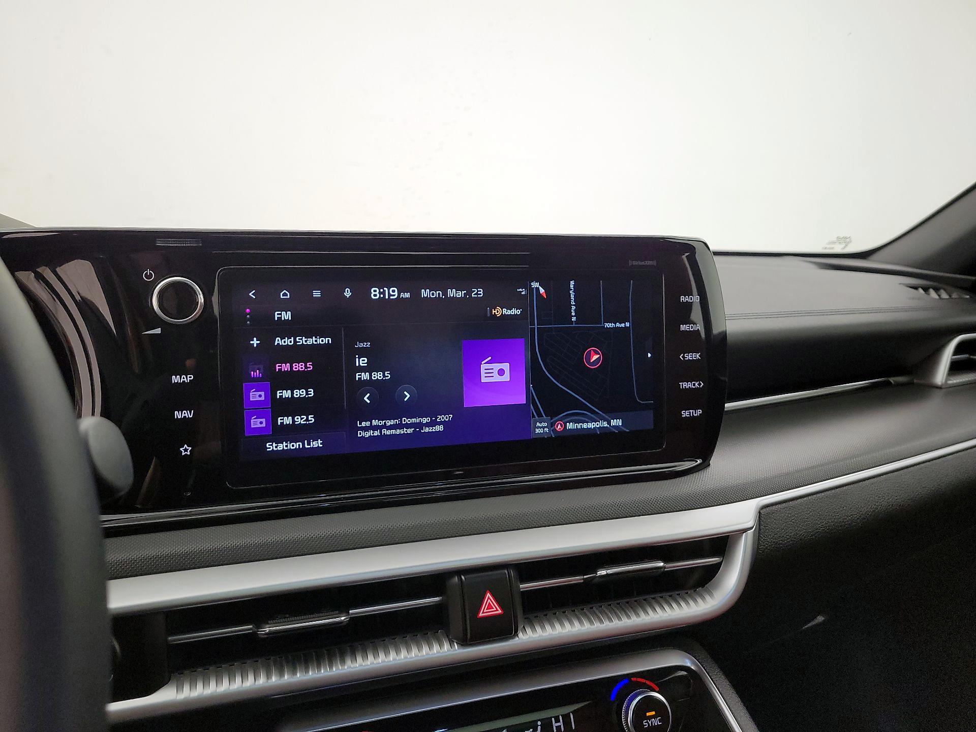 Thumbnail: 2023 Kia K5 - 16