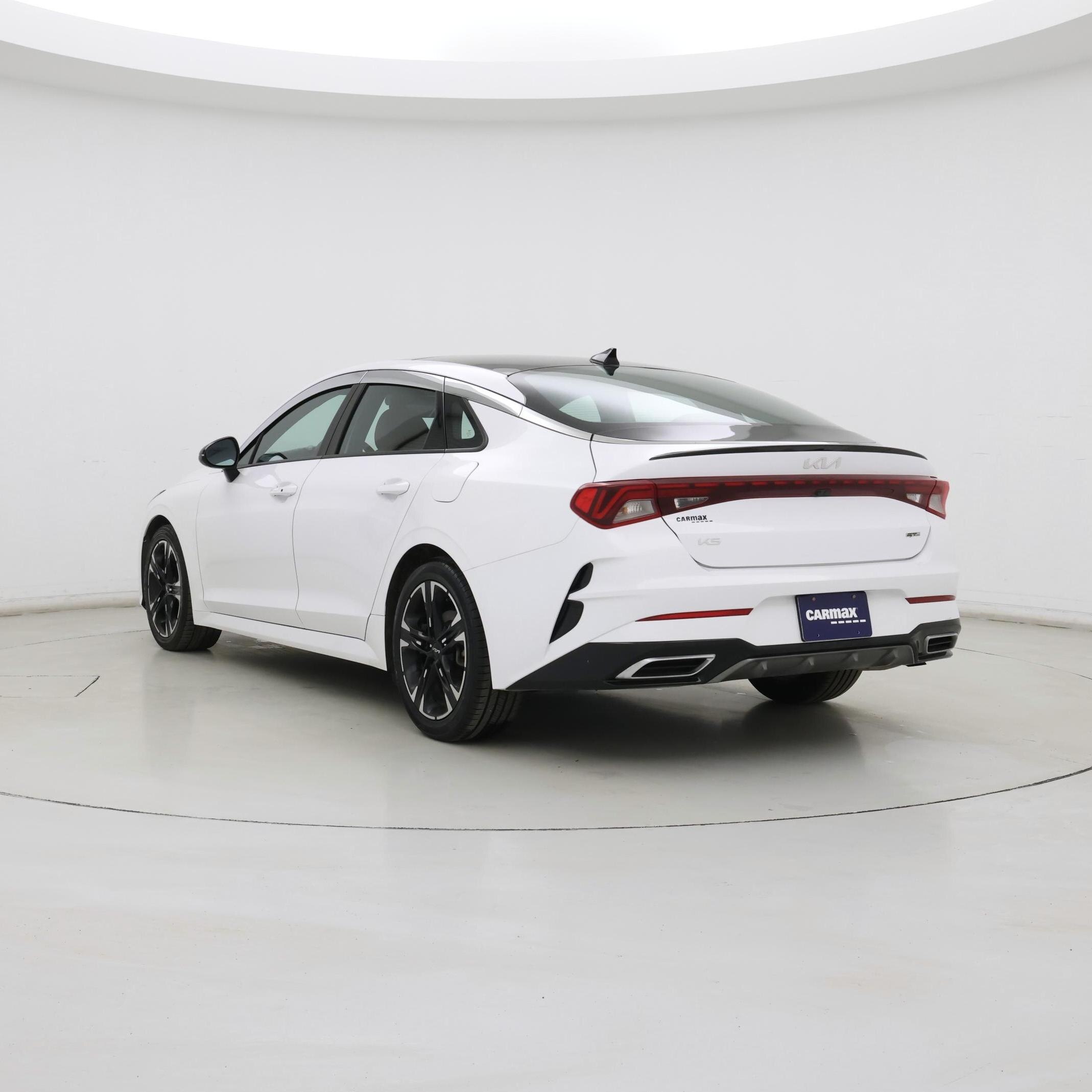 Thumbnail: 2023 Kia K5 - 2