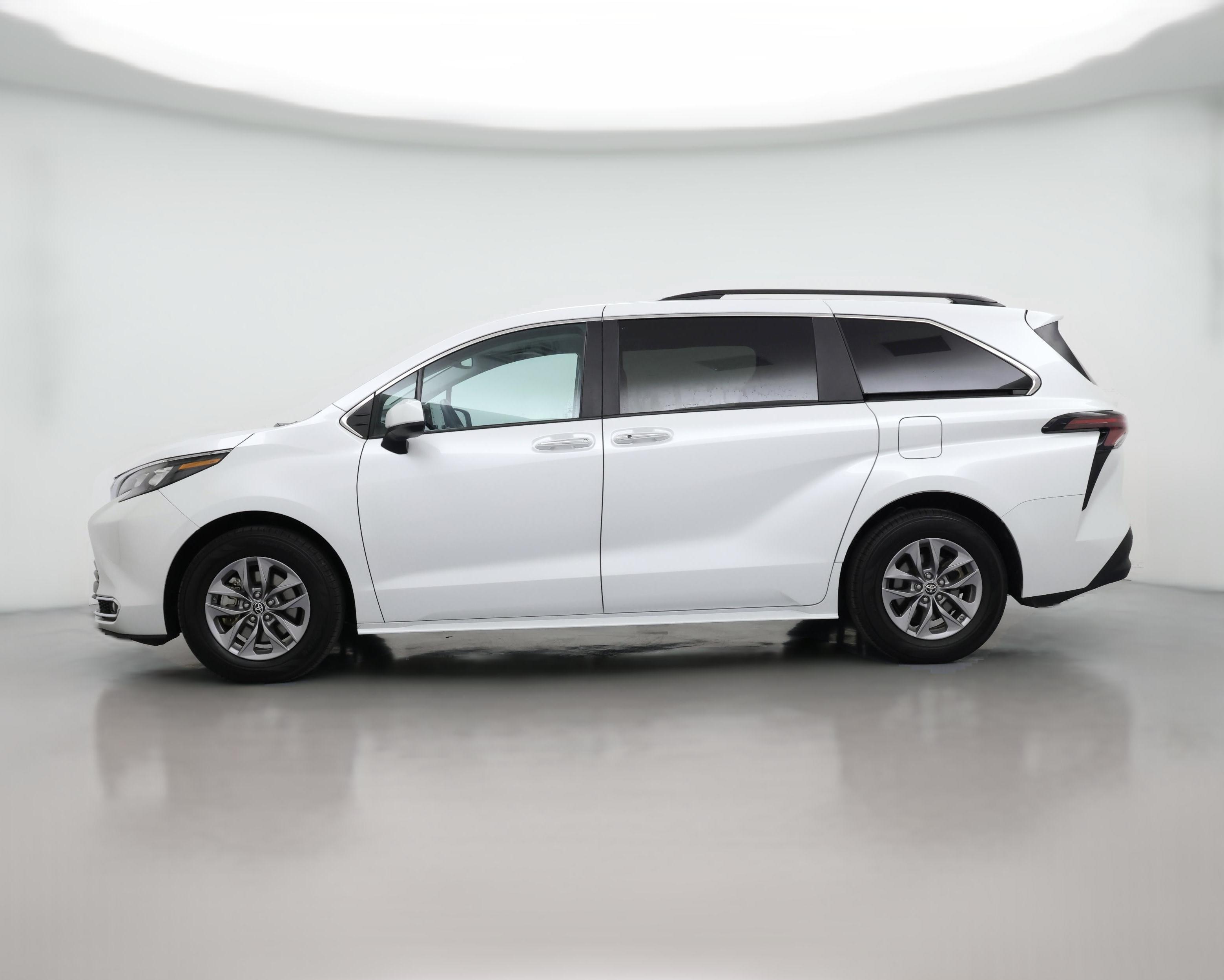 Thumbnail: 2024 Toyota Sienna - 1