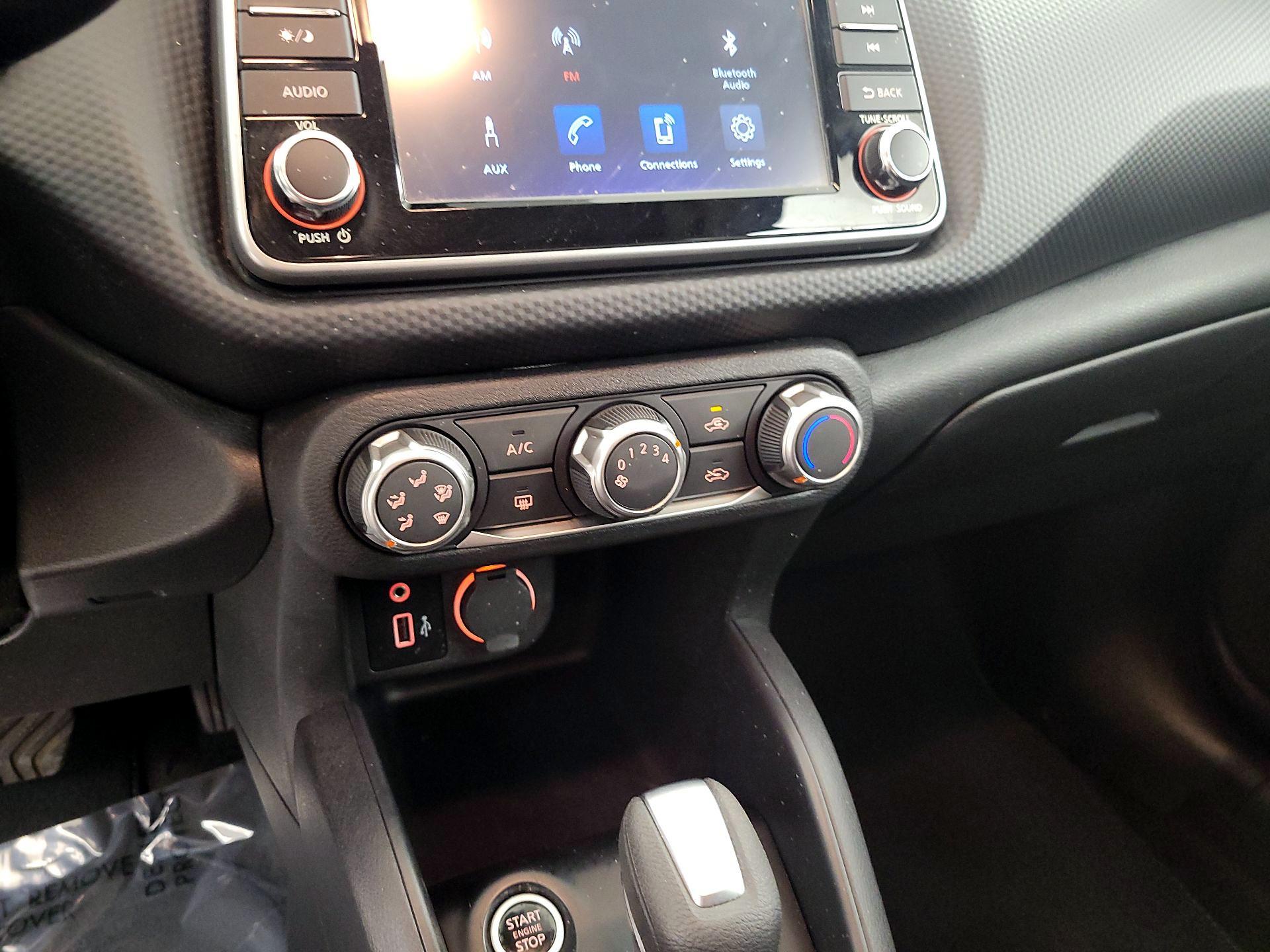 Thumbnail: 2024 Nissan Kicks - 16