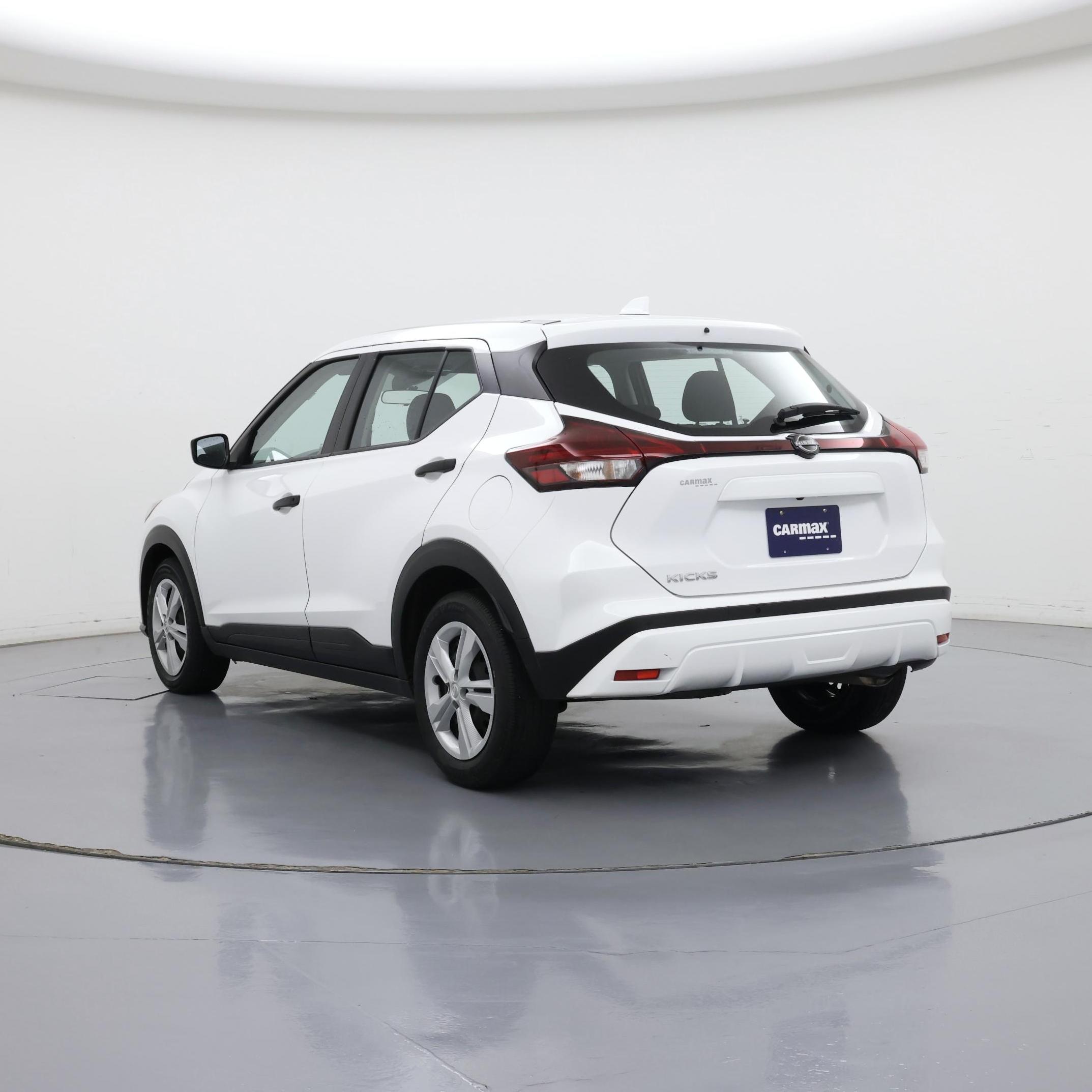 Thumbnail: 2024 Nissan Kicks - 2