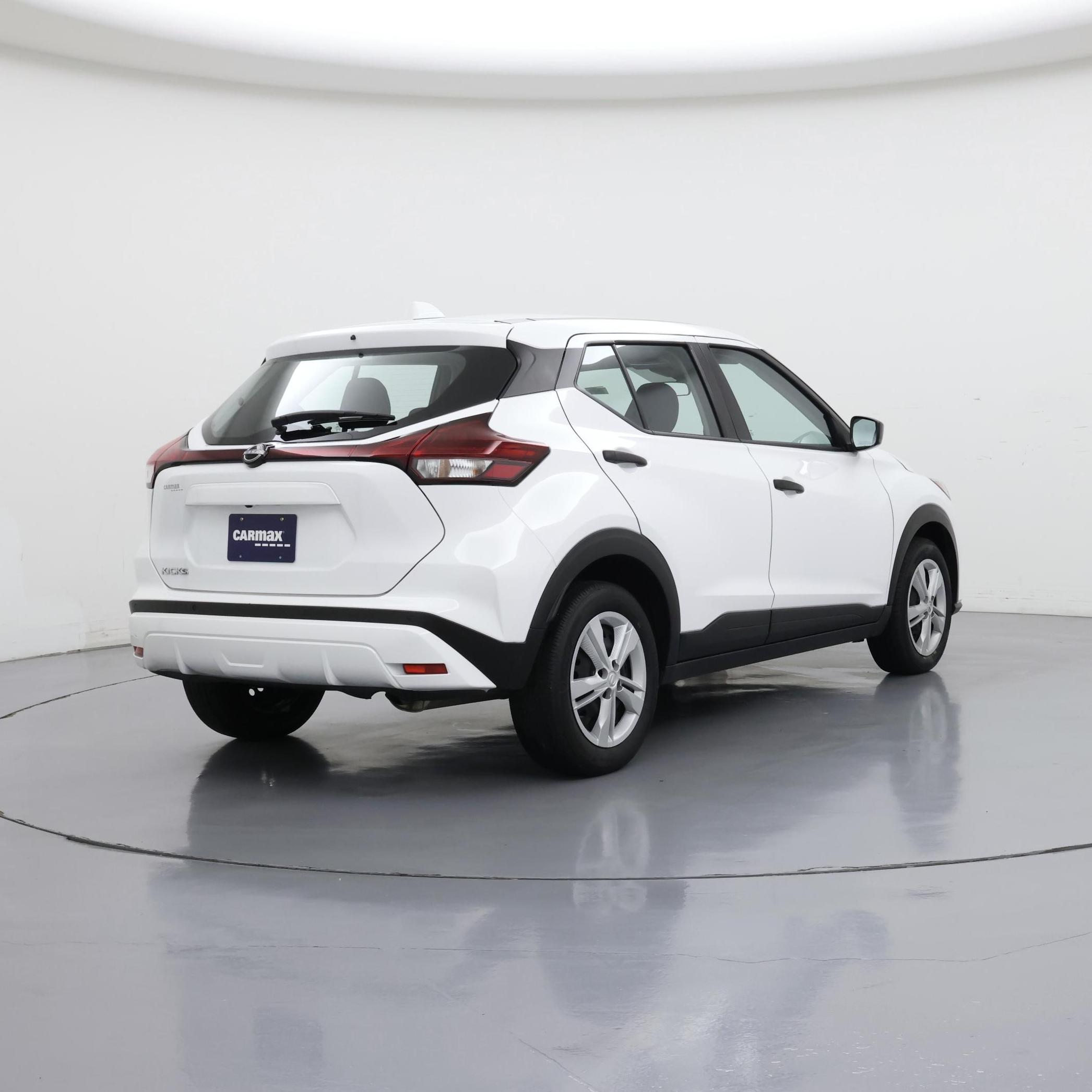 Thumbnail: 2024 Nissan Kicks - 8