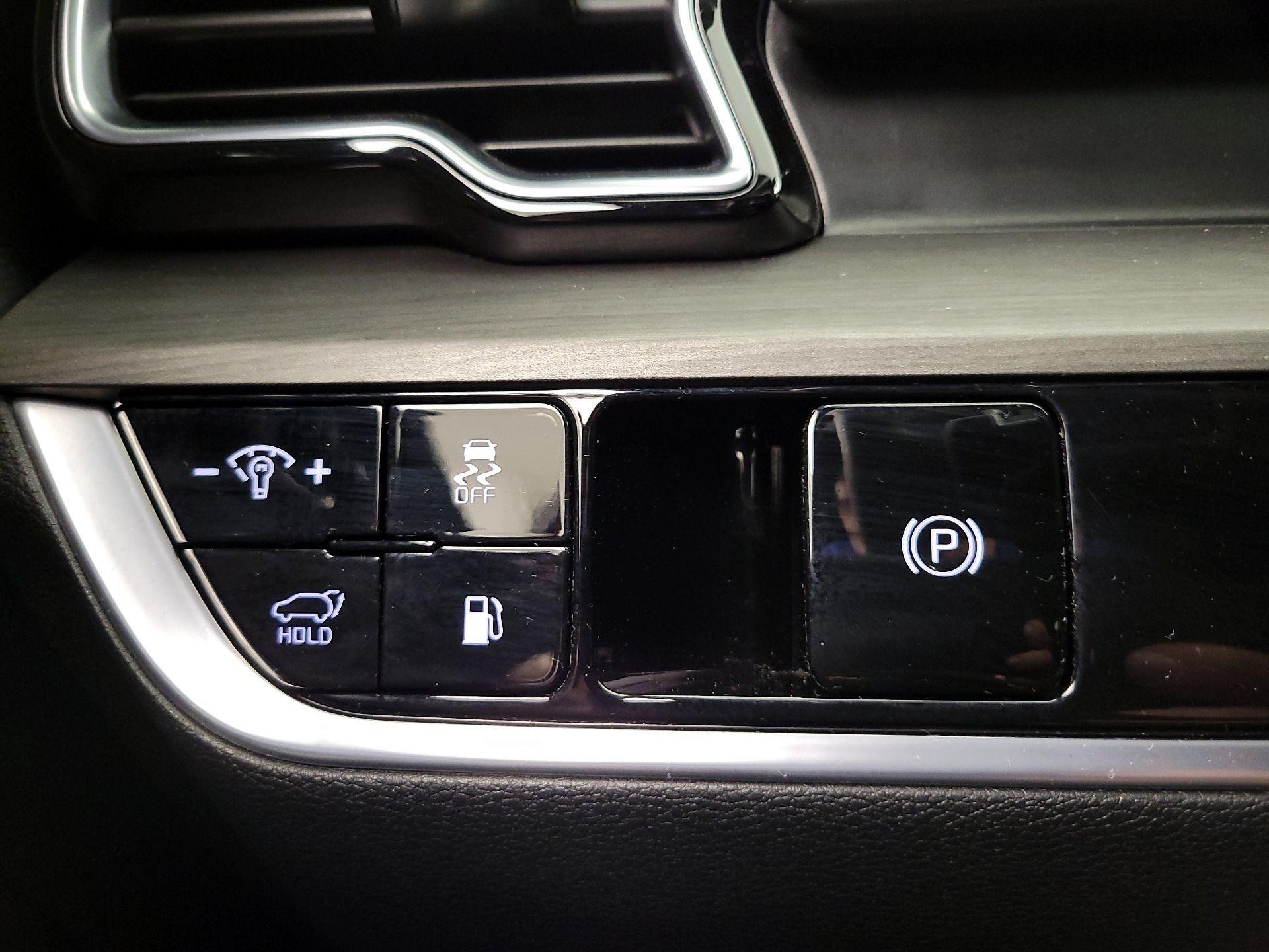 Thumbnail: 2025 Kia Sportage - 13