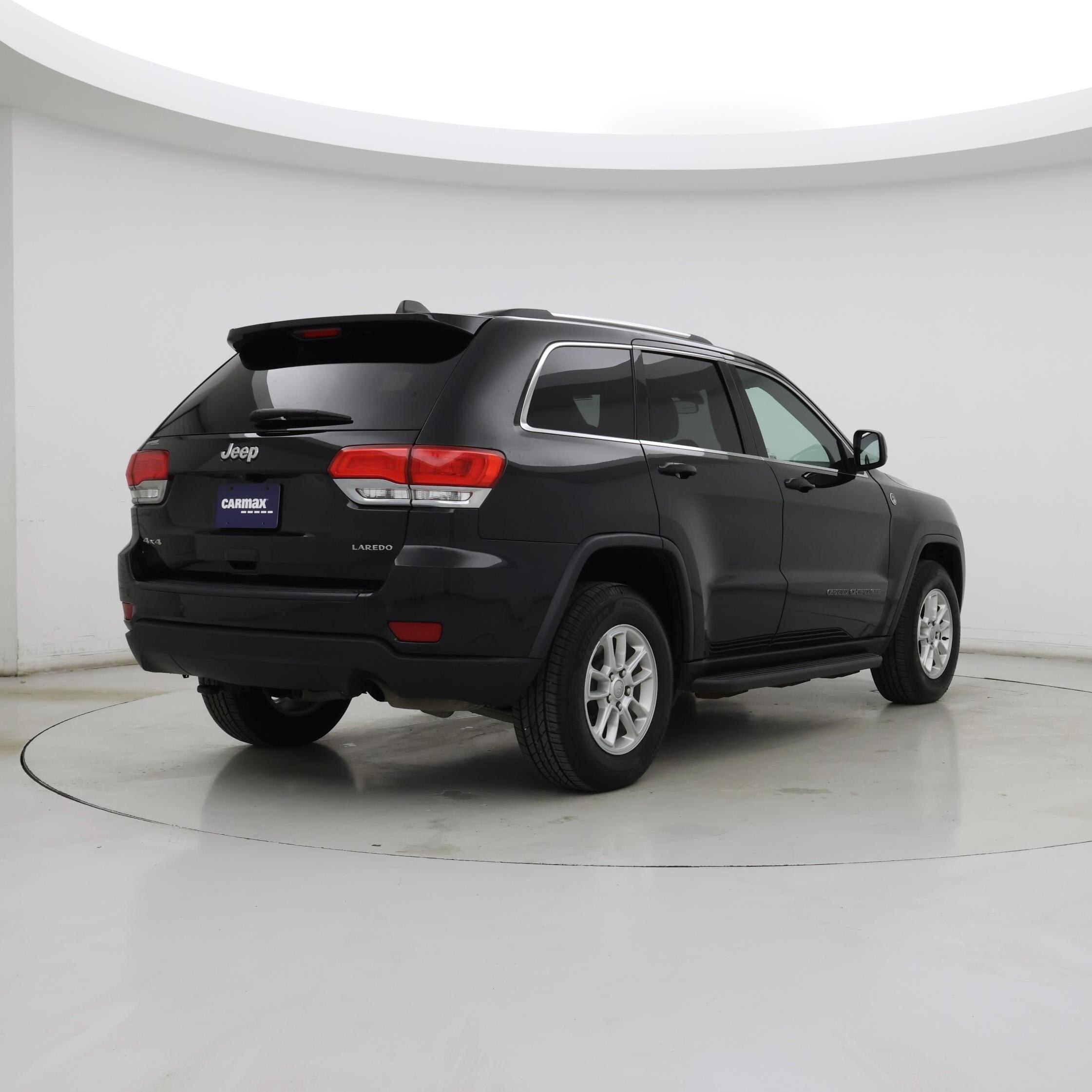 Thumbnail: 2018 Jeep Grand Cherokee - 8
