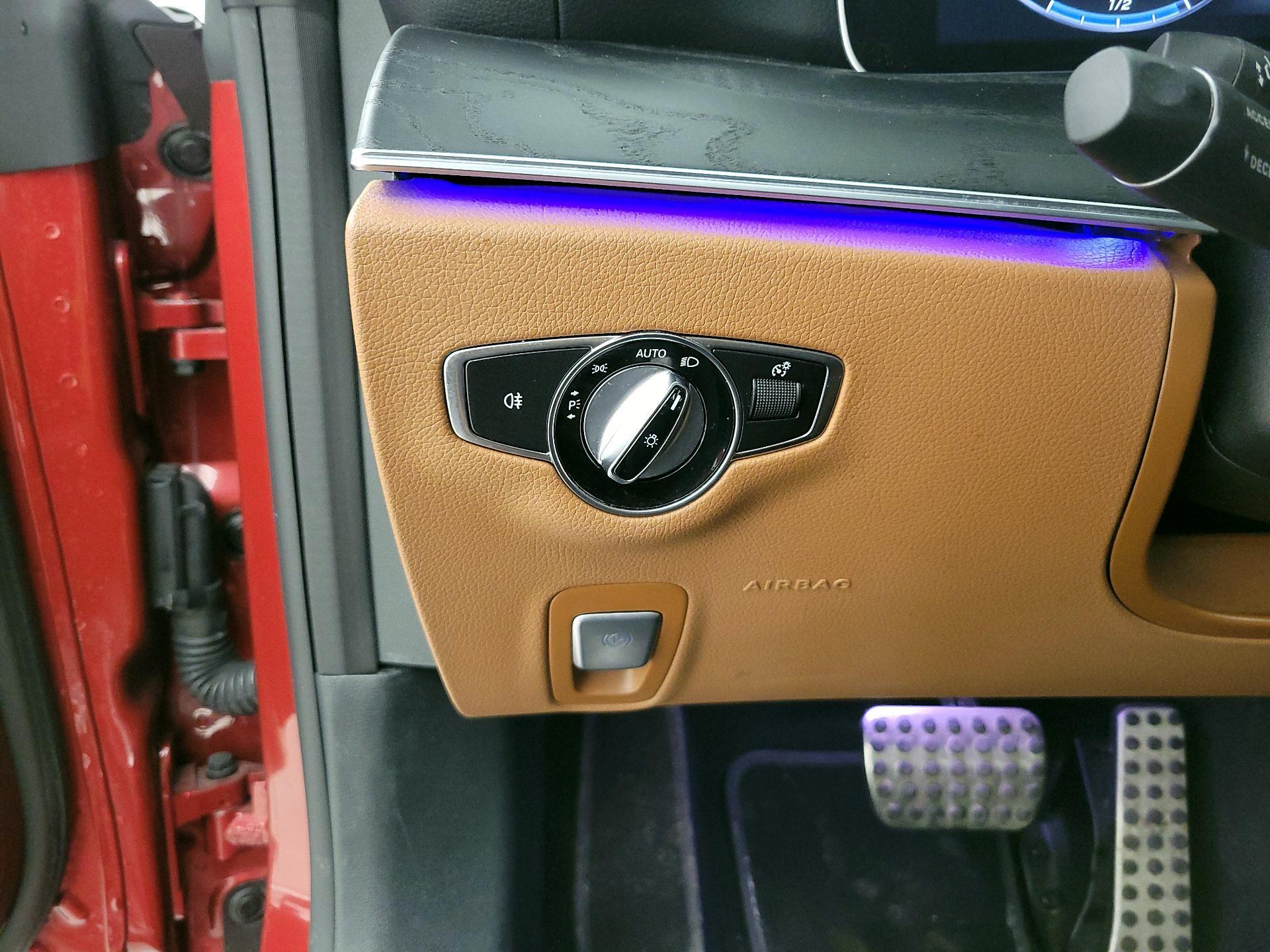 Thumbnail: 2018 Mercedes-Benz E-Class - 13