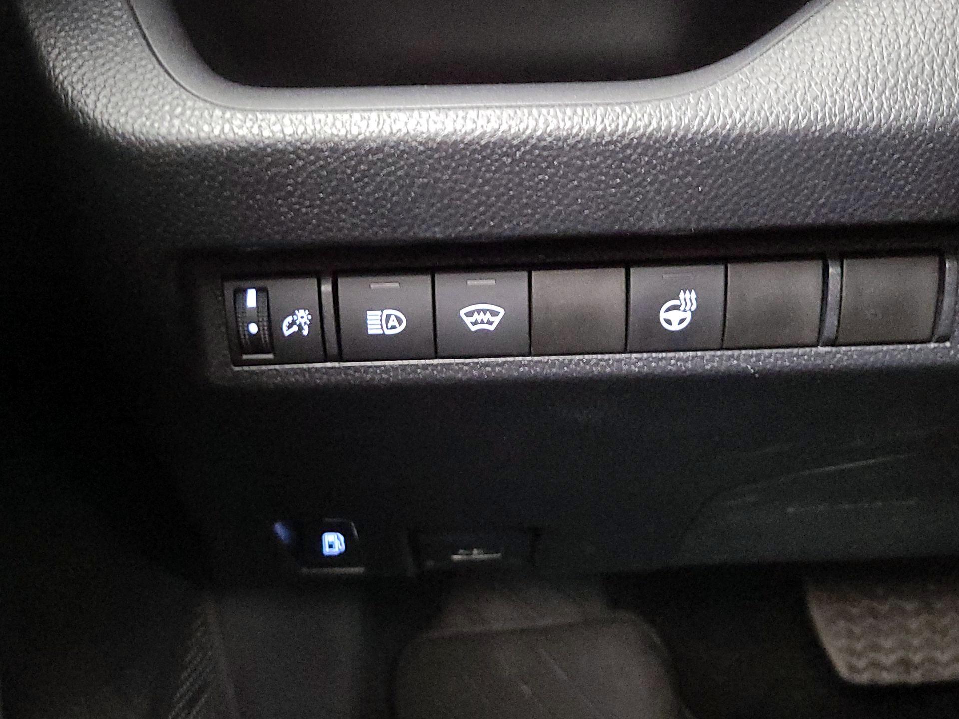 Thumbnail: 2024 Toyota RAV4 - 13