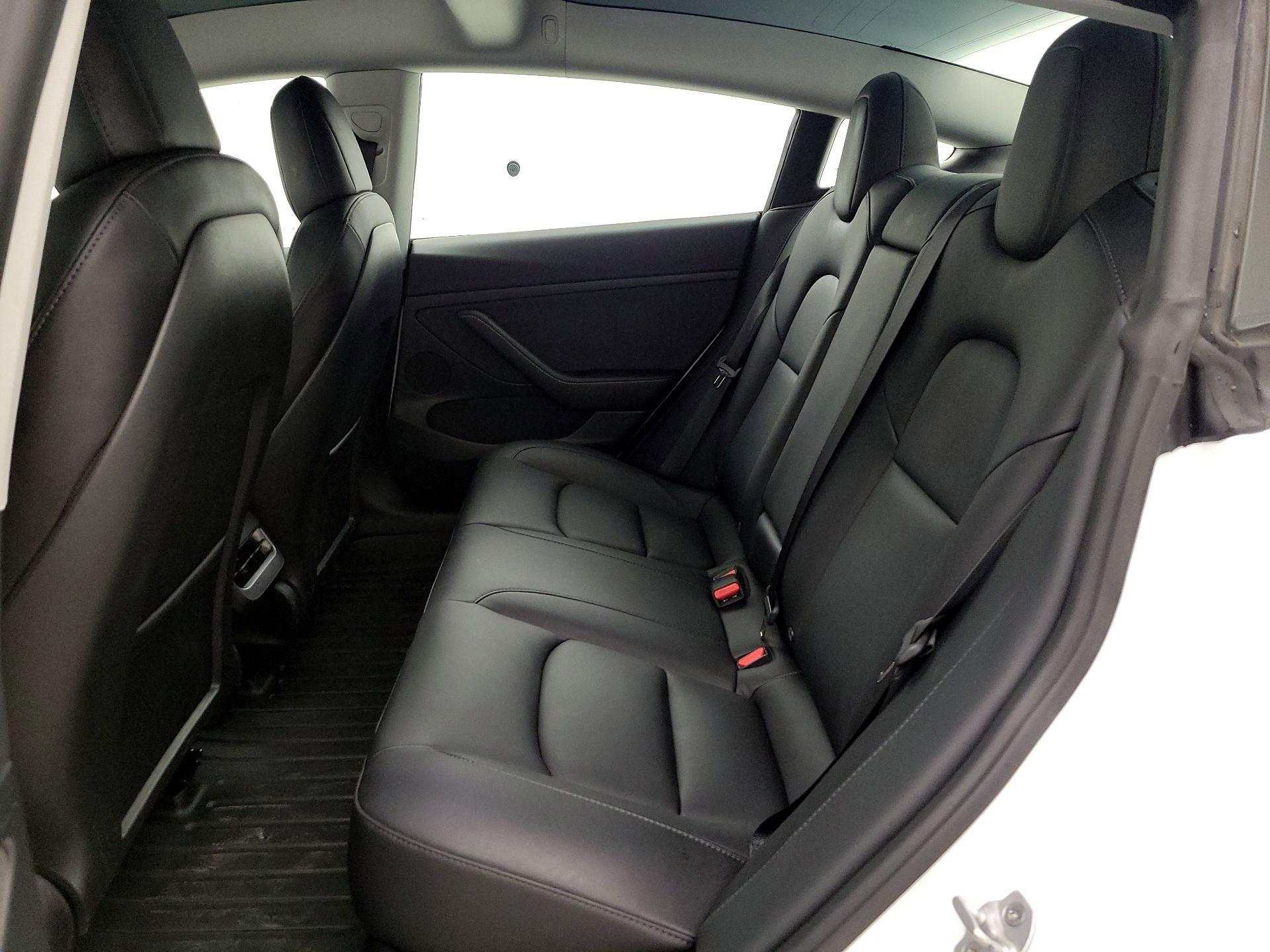 Thumbnail: 2023 Tesla Model 3 - 20