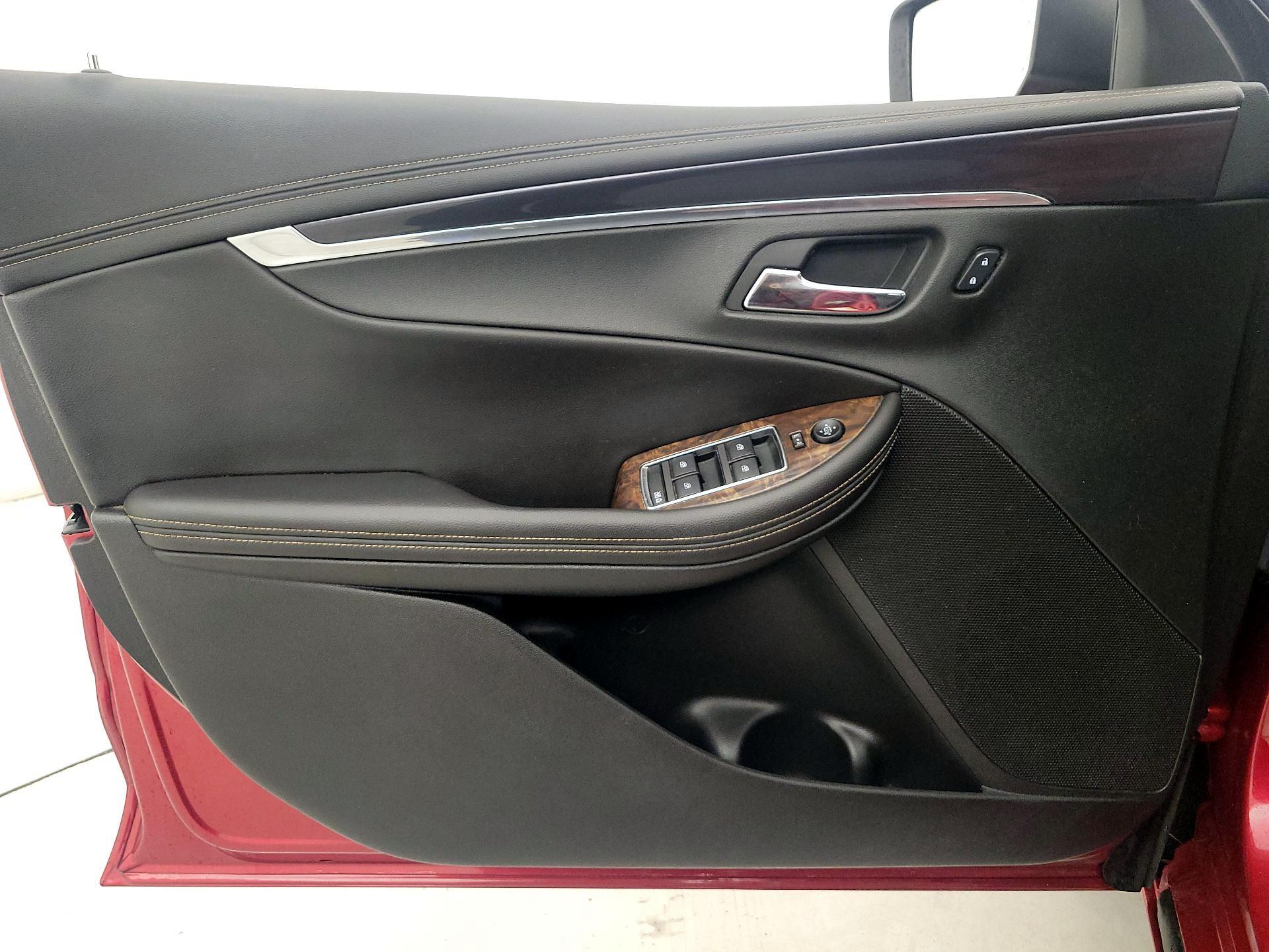 Thumbnail: 2015 Chevrolet Impala - 12