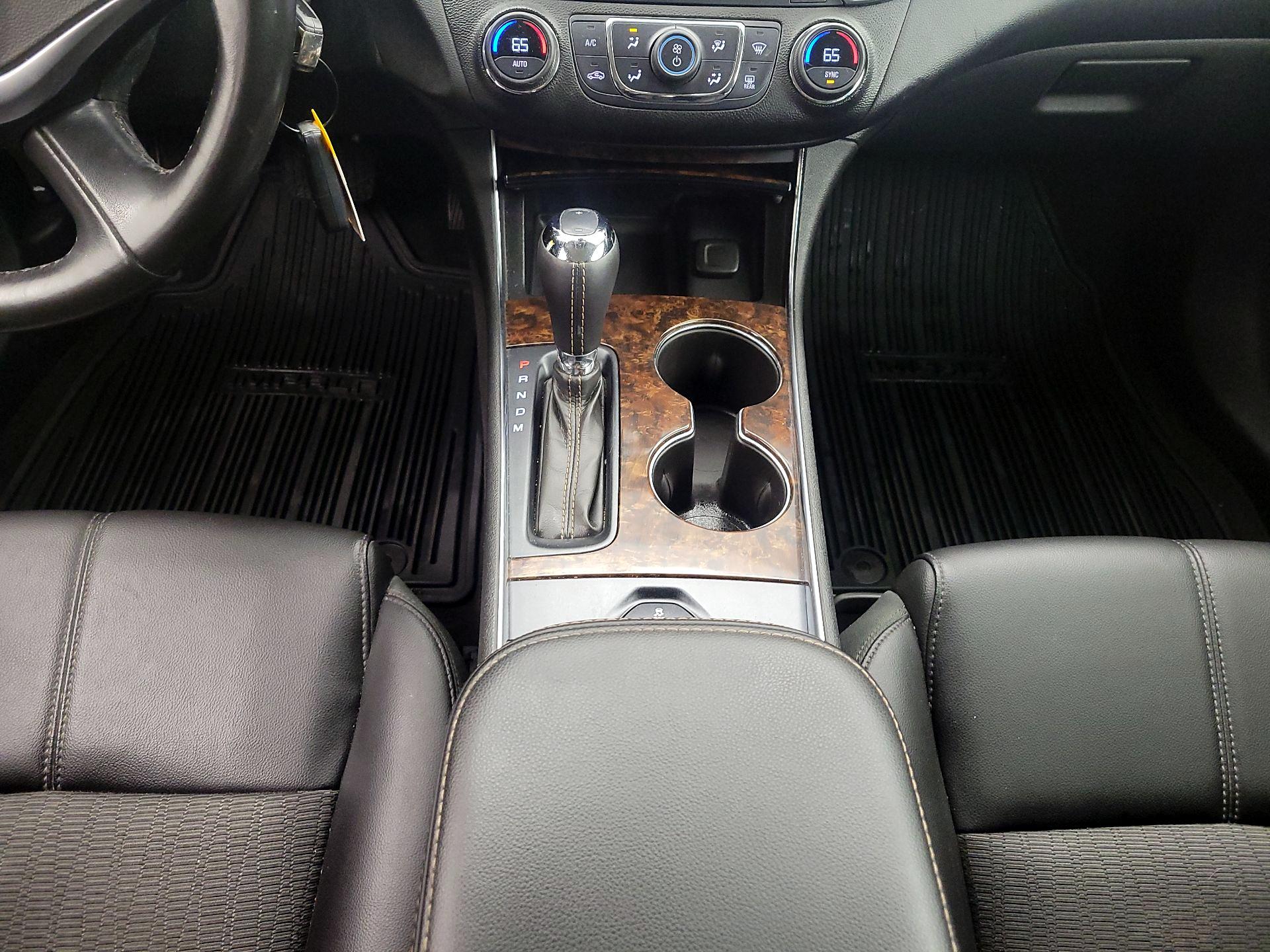 Thumbnail: 2015 Chevrolet Impala - 18