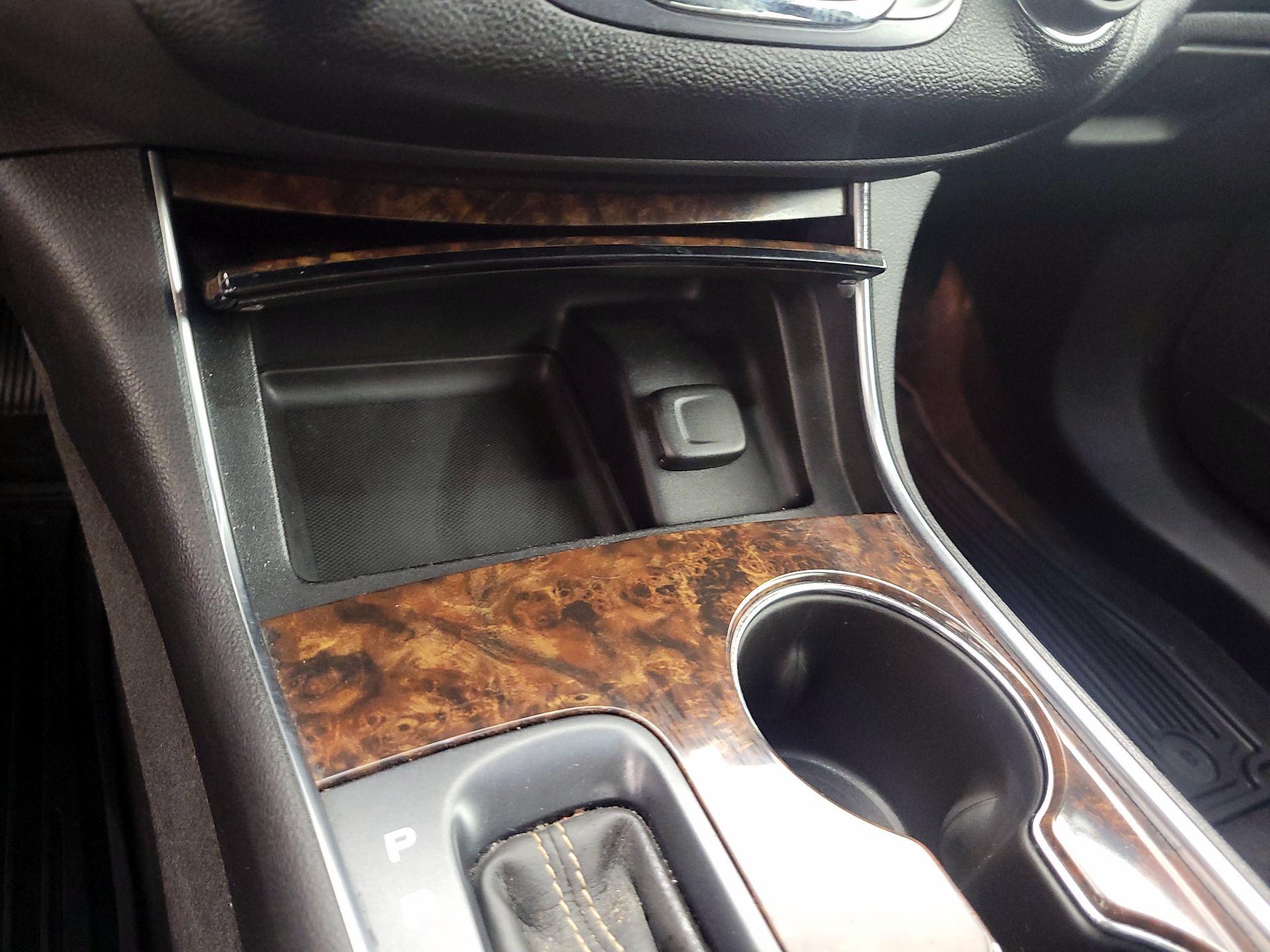 Thumbnail: 2015 Chevrolet Impala - 19