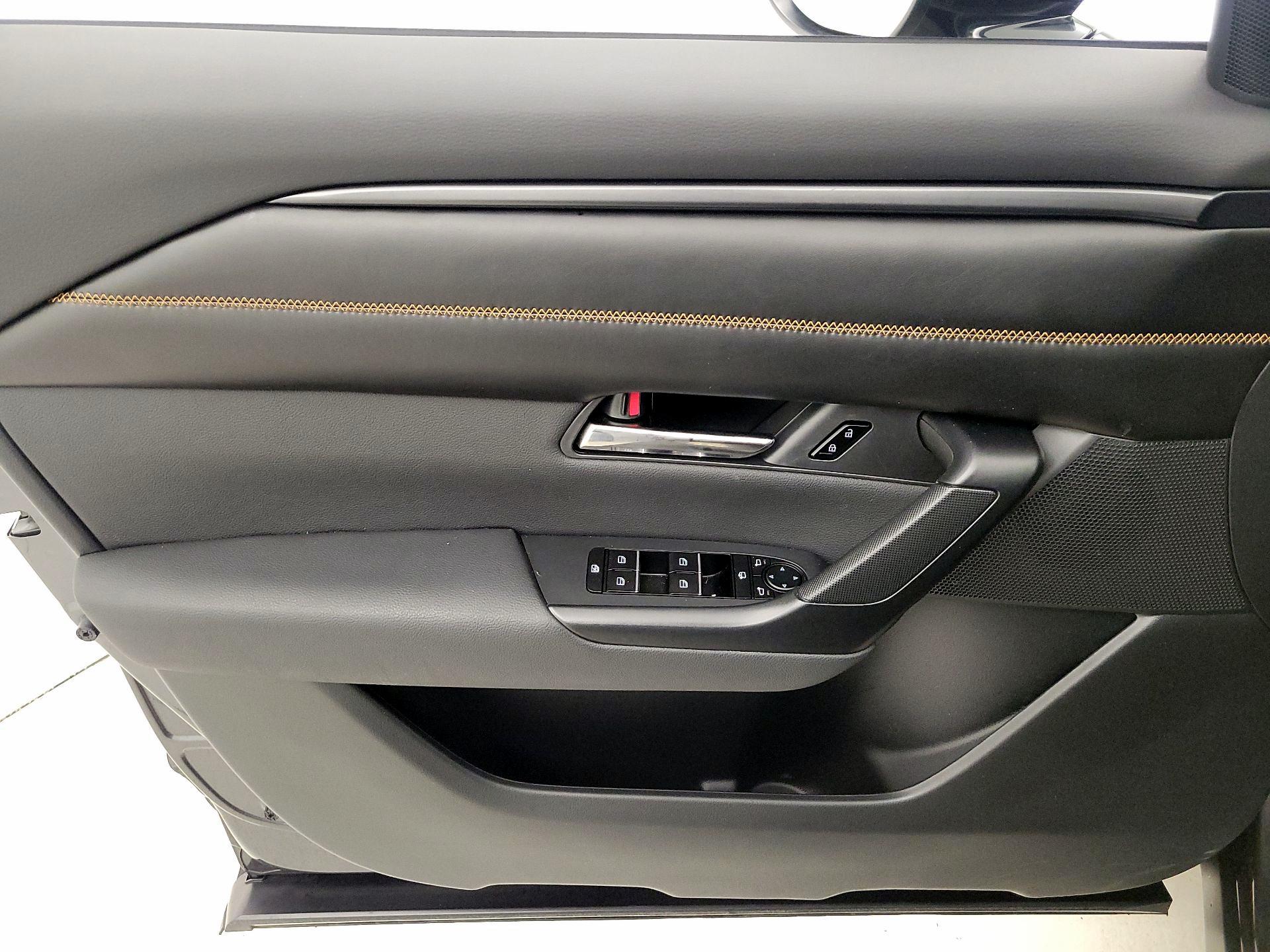 Thumbnail: 2025 Mazda CX-50 - 12