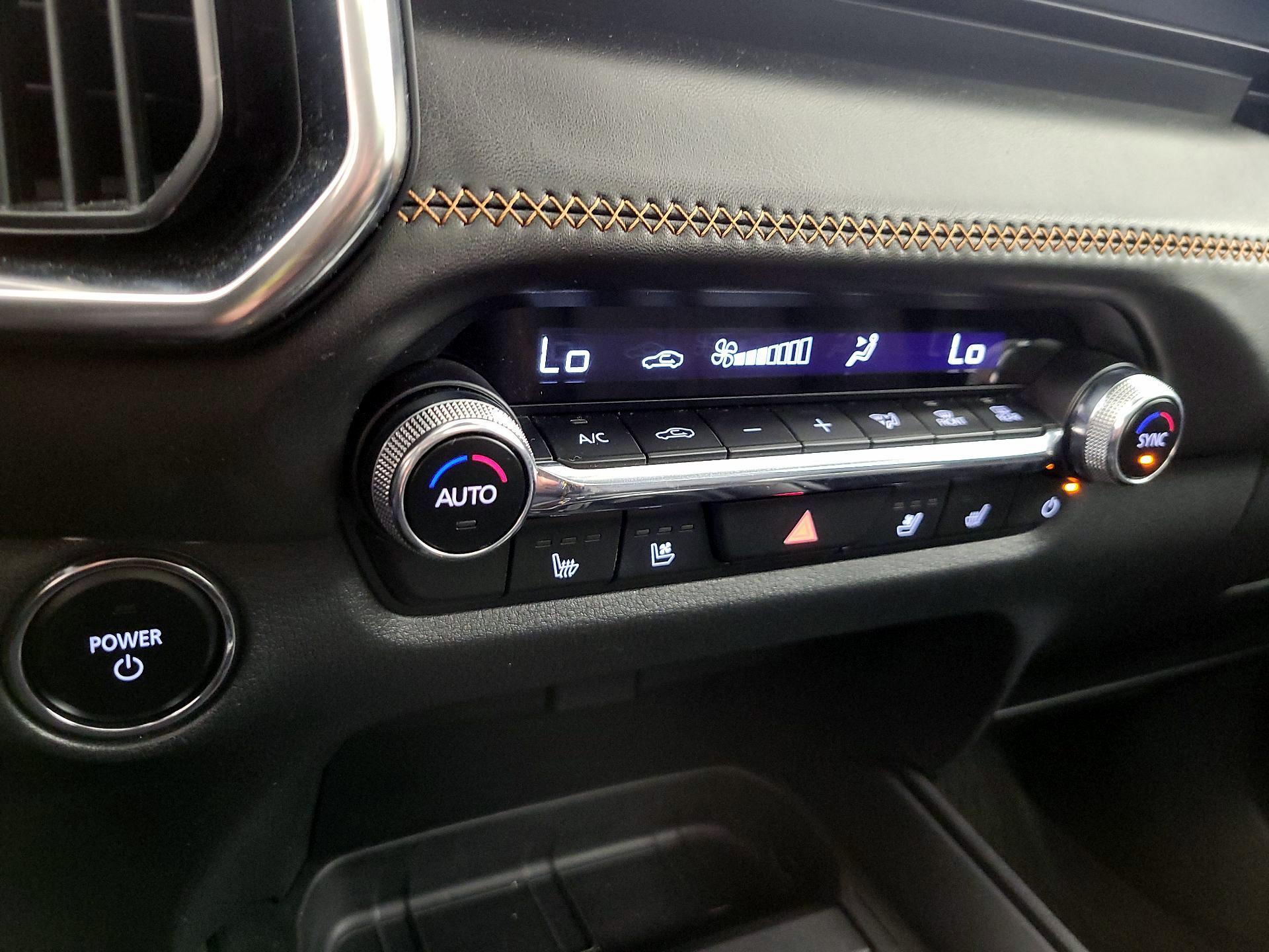 Thumbnail: 2025 Mazda CX-50 - 17