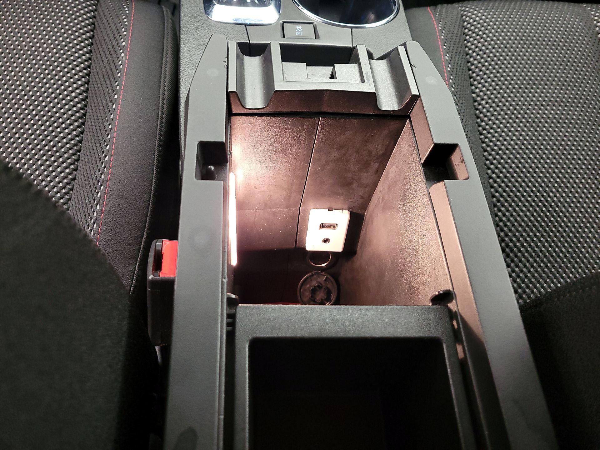 Thumbnail: 2016 Chevrolet Equinox - 19