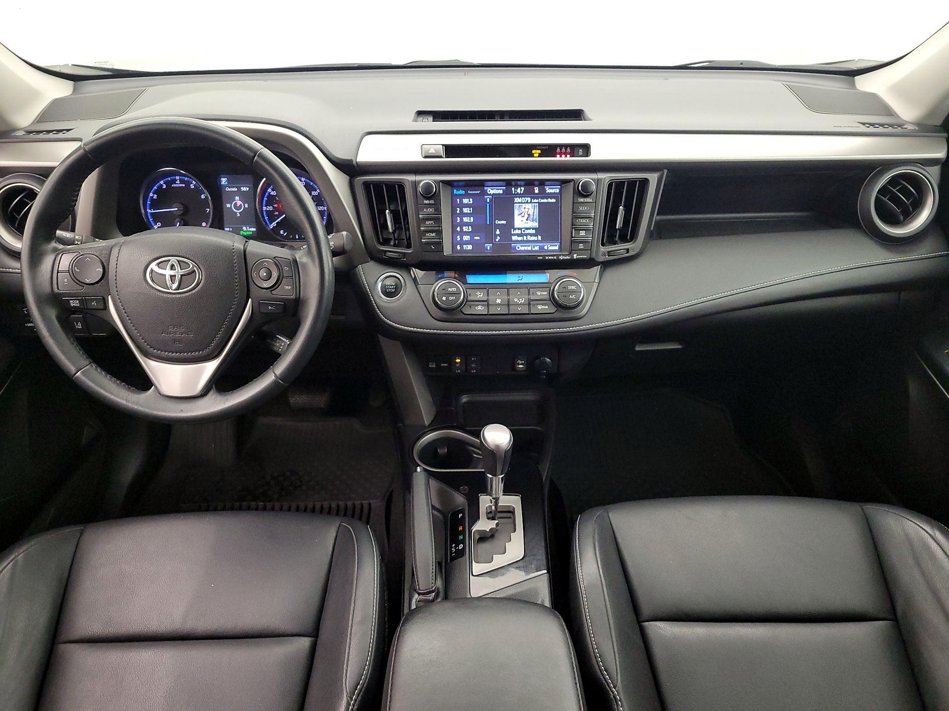 Thumbnail: 2017 Toyota RAV4 - 9