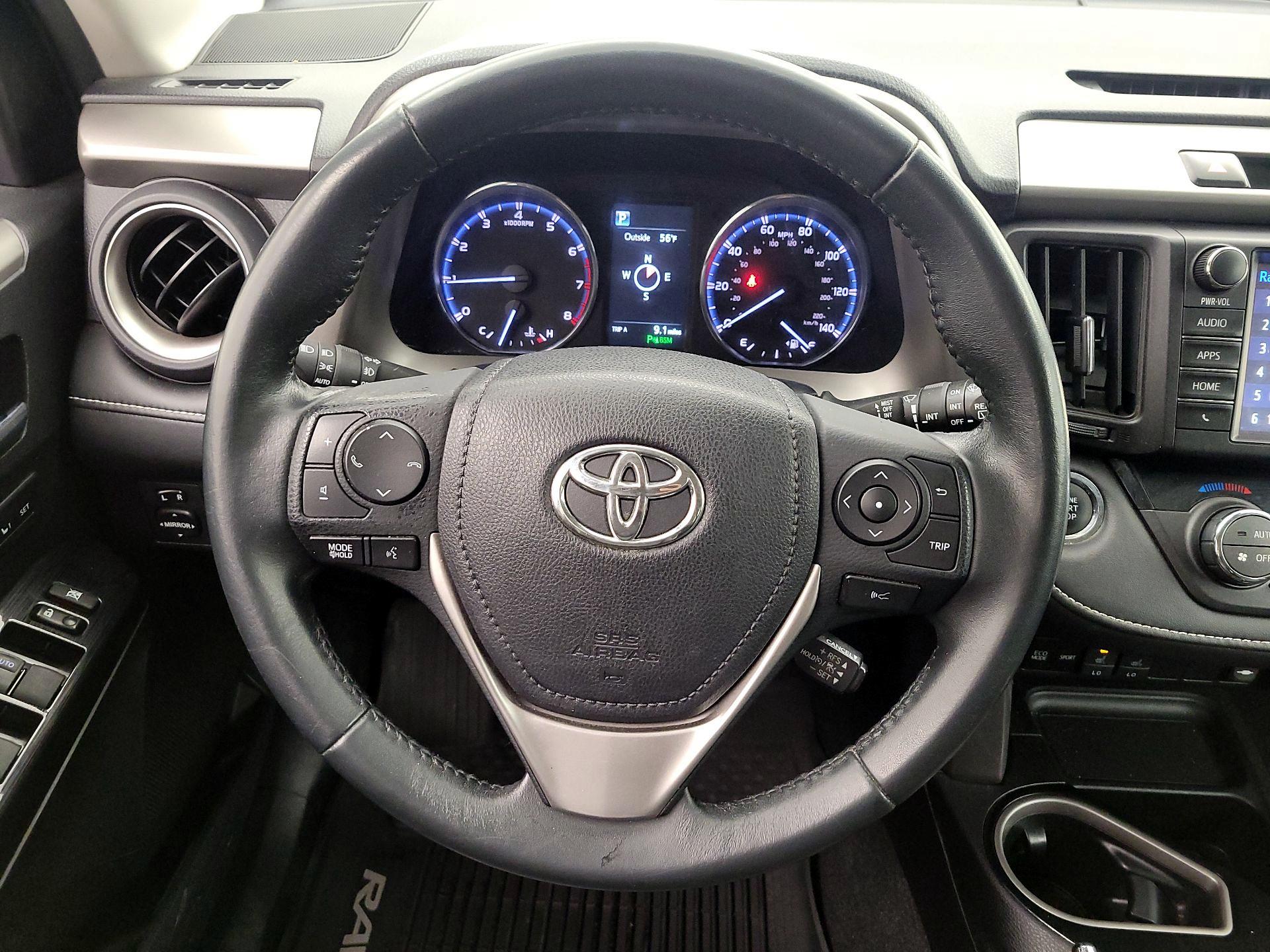 Thumbnail: 2017 Toyota RAV4 - 10