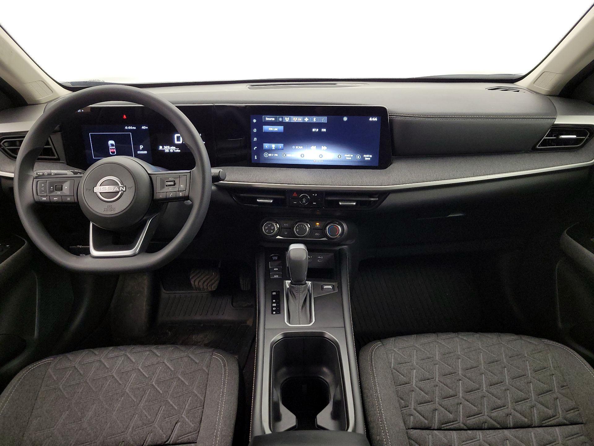 Thumbnail: 2025 Nissan Kicks - 9