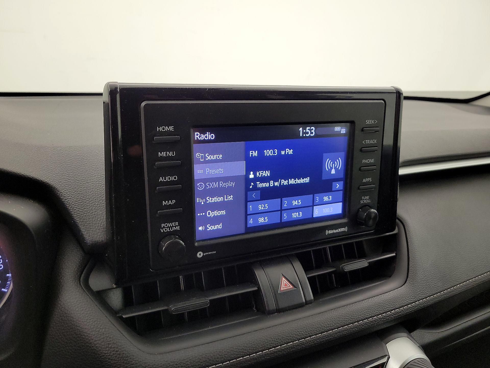 Thumbnail: 2021 Toyota RAV4 - 16