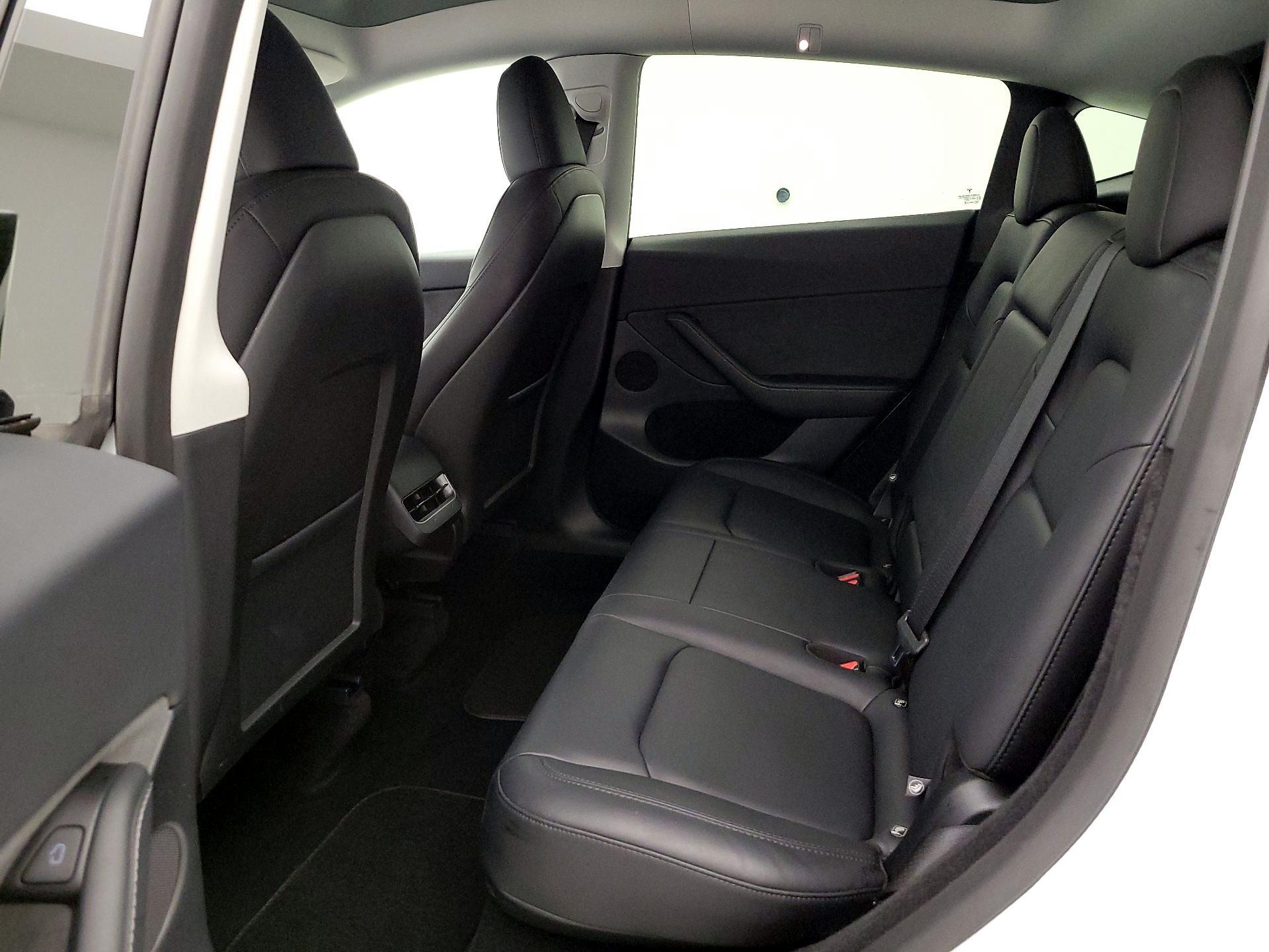 Thumbnail: 2025 Tesla Model Y - 19