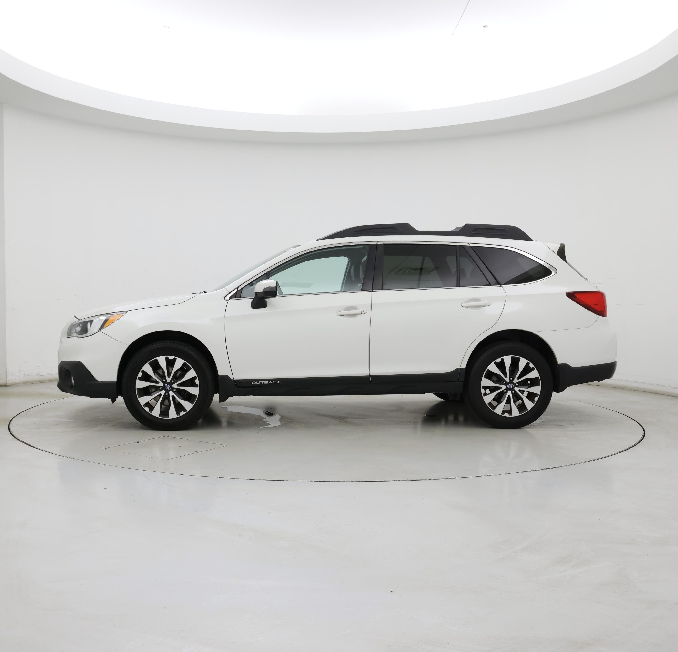 Thumbnail: 2017 Subaru Outback - 3
