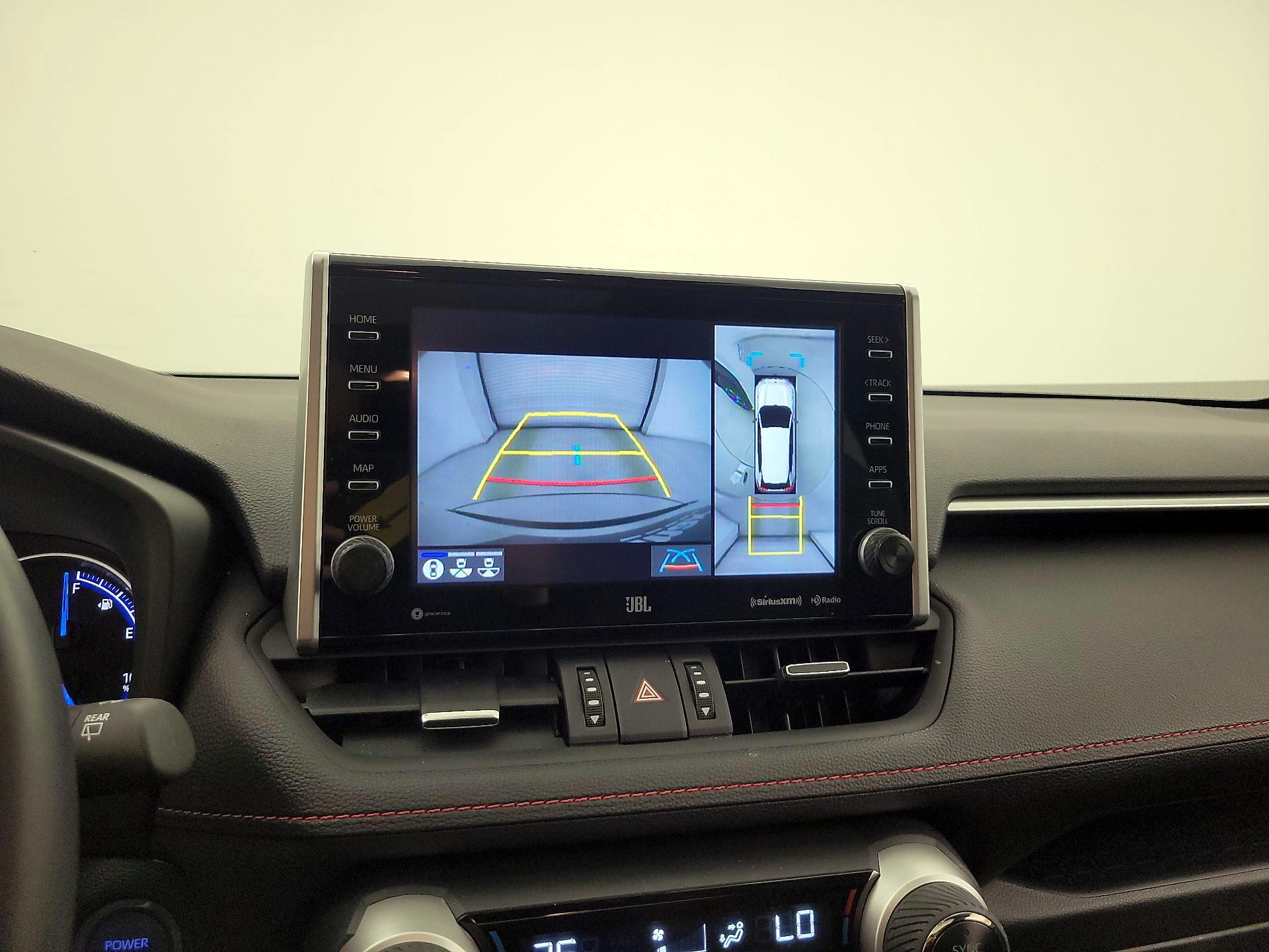 Thumbnail: 2021 Toyota RAV4 - 15